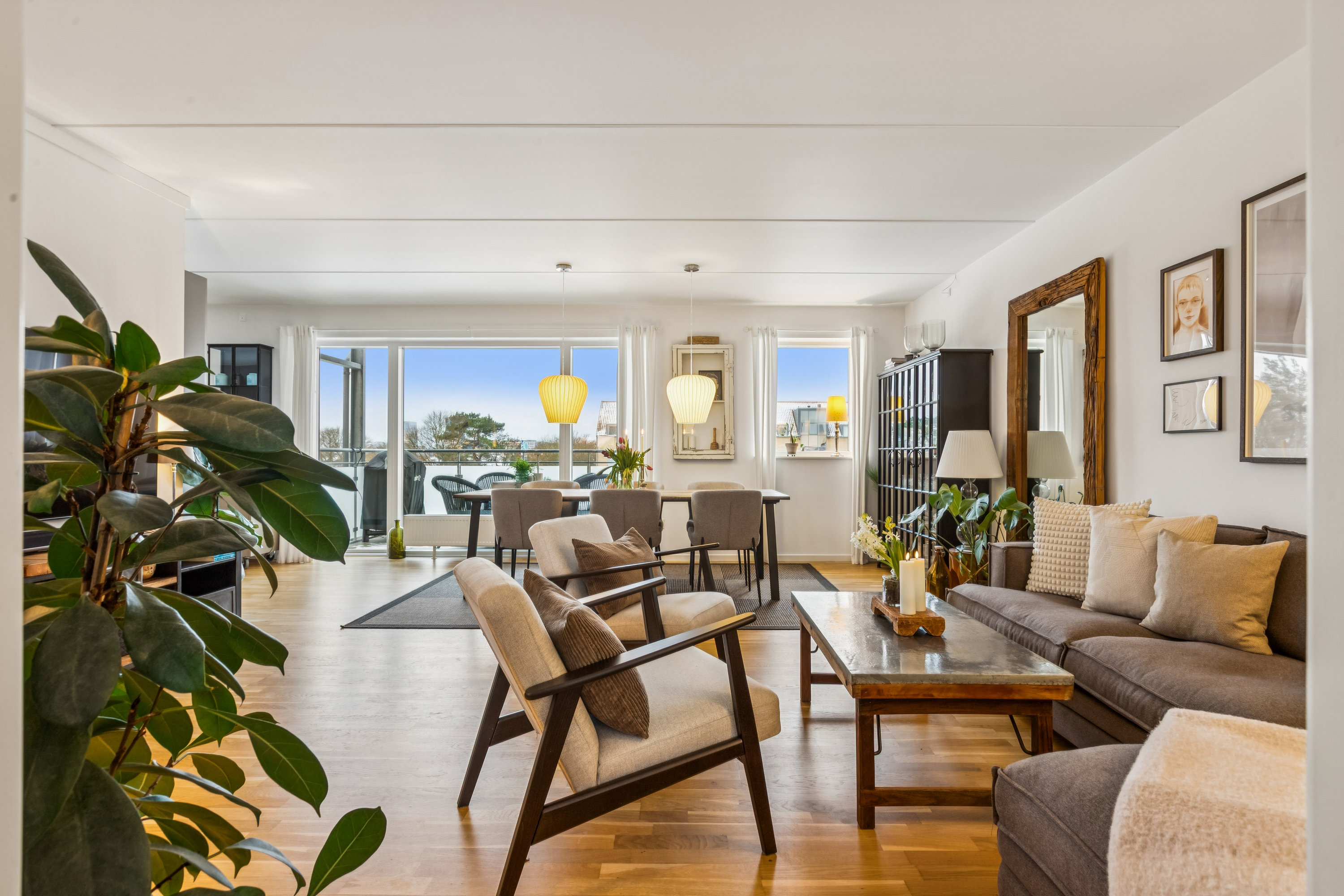 Fremhævet stue billede i fuldskærmstilstand. Billede af Englandsvej 276, 2. th., 2770 Kastrup