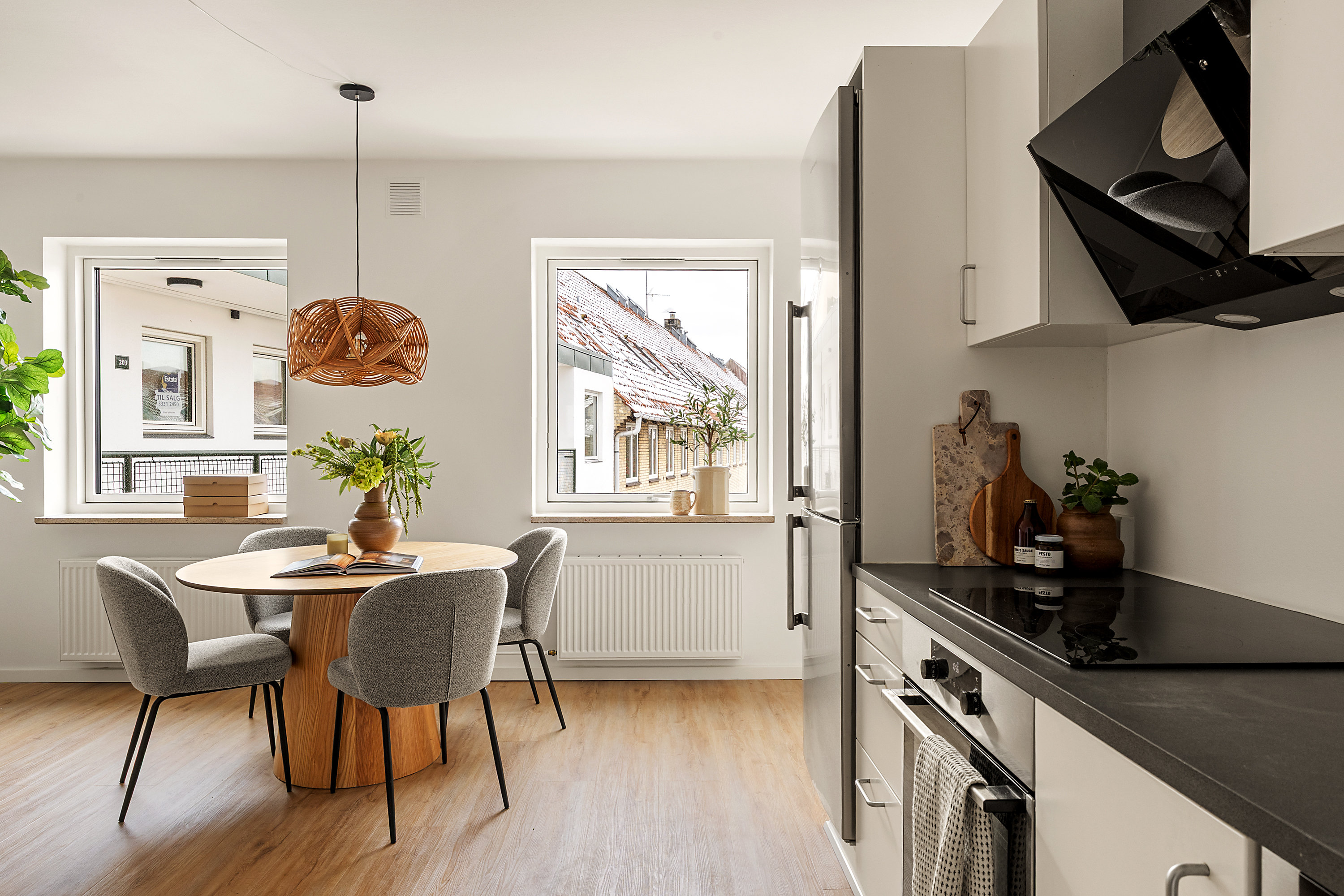 Fremhævet køkken alrum billede i fuldskærmstilstand. Billede af Stubmøllevej 1, 2. 206., 2450 København SV