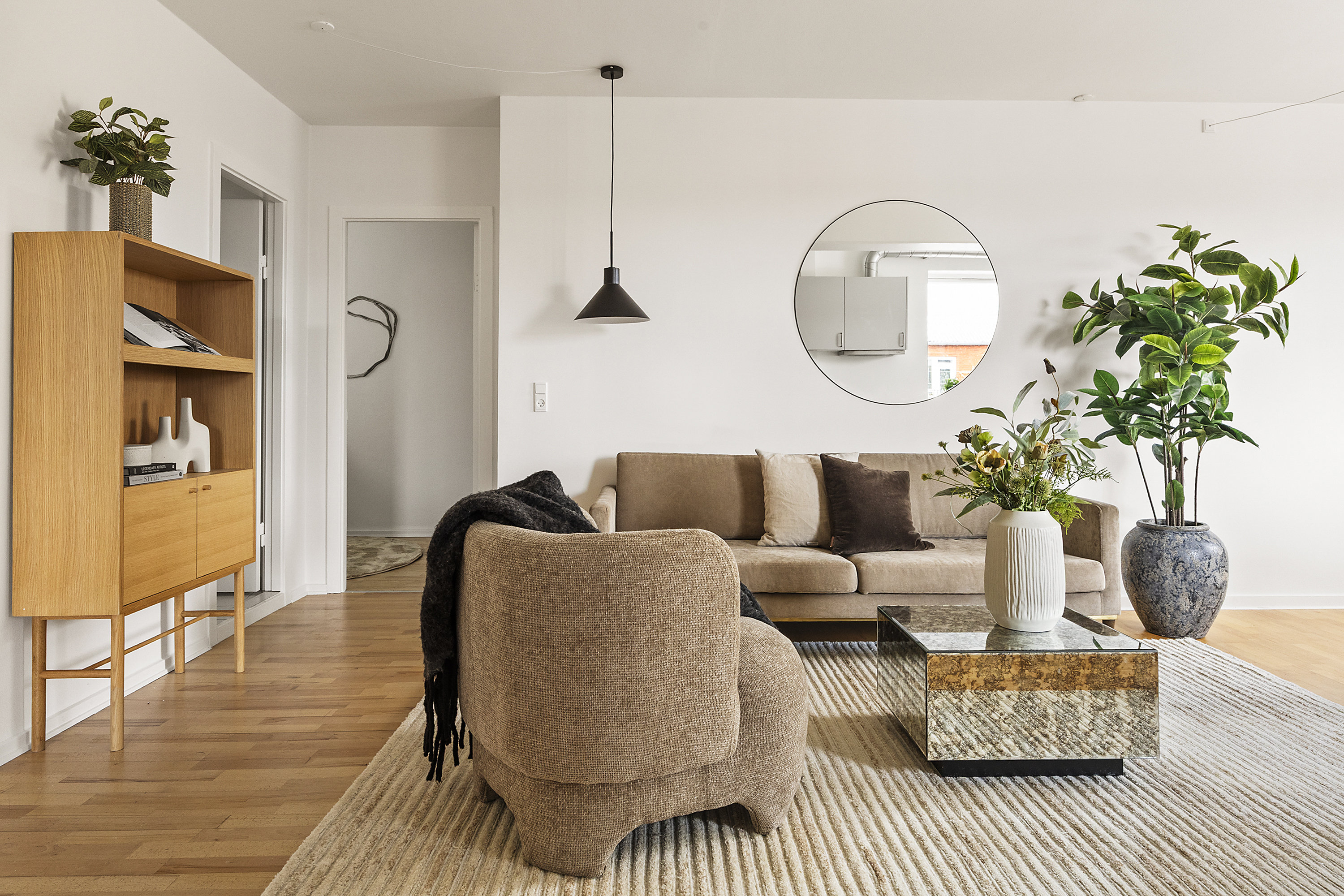 Fremhævet stue billede i fuldskærmstilstand. Billede af Stubmøllevej 1, 2. 216., 2450 København SV