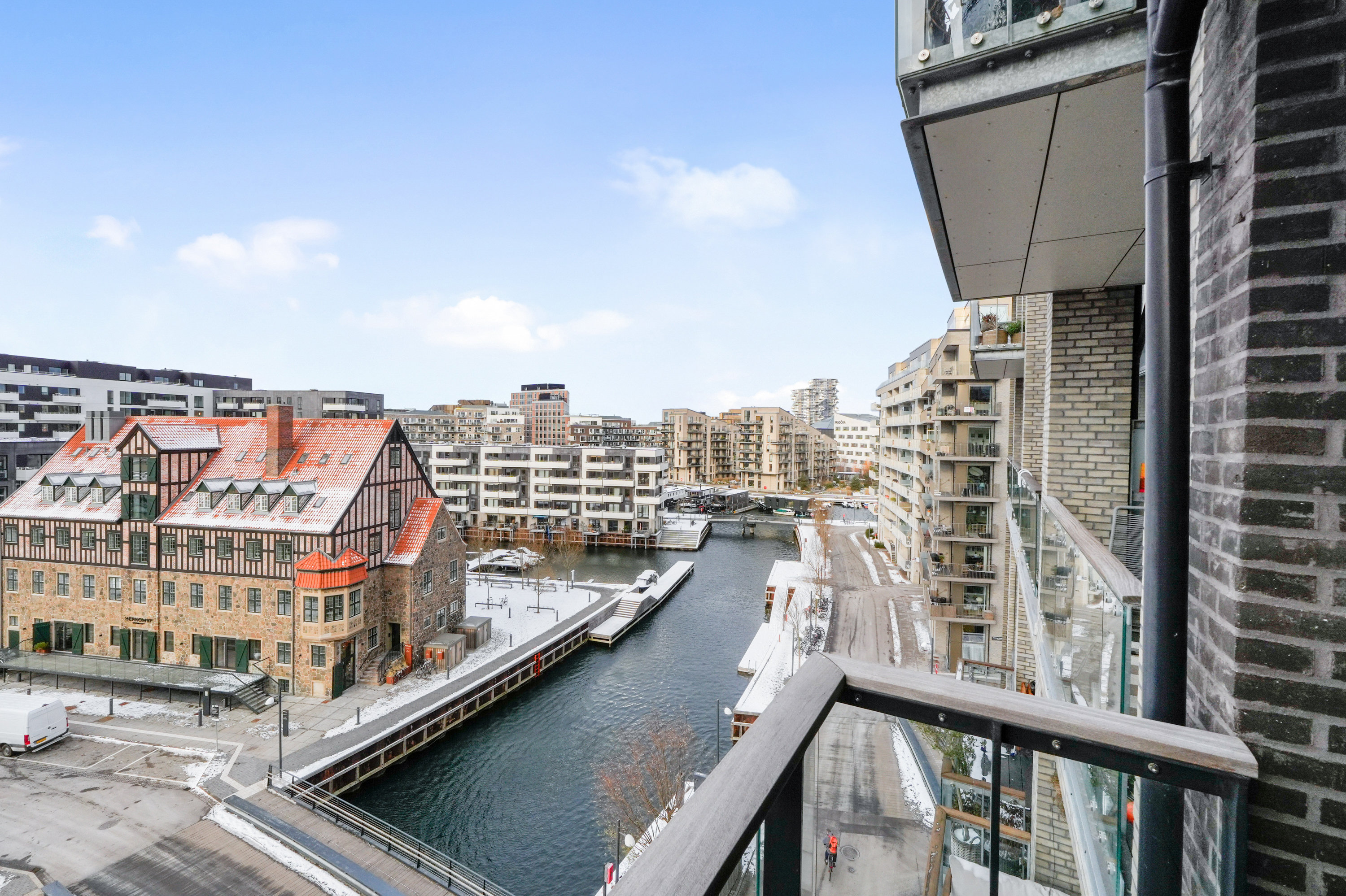 Fremhævet andet billede i fuldskærmstilstand. Billede af Martin Luther Kings Vej 13, 5. tv., 2450 København SV