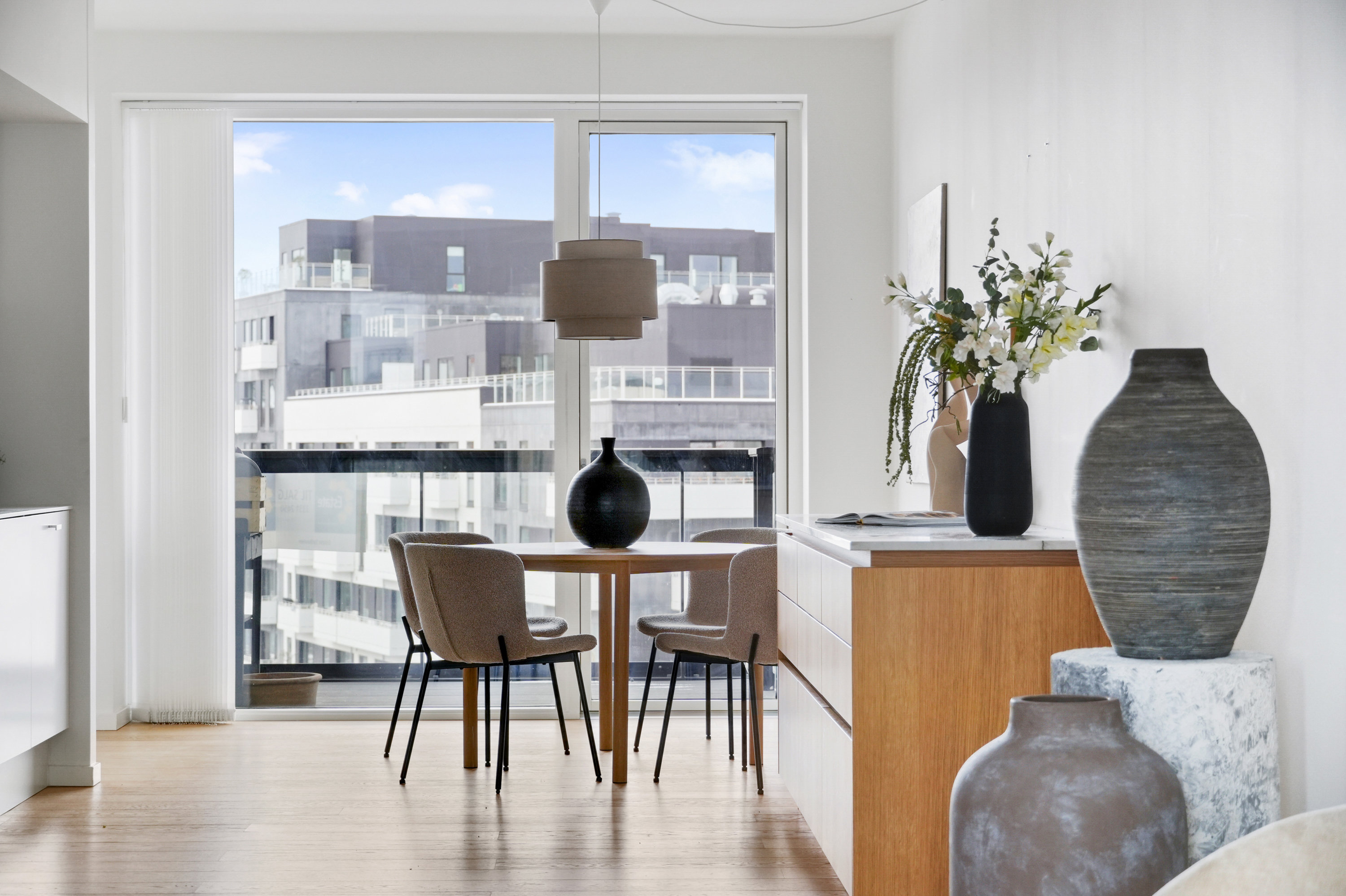 Fremhævet andet billede i fuldskærmstilstand. Billede af Martin Luther Kings Vej 13, 5. tv., 2450 København SV