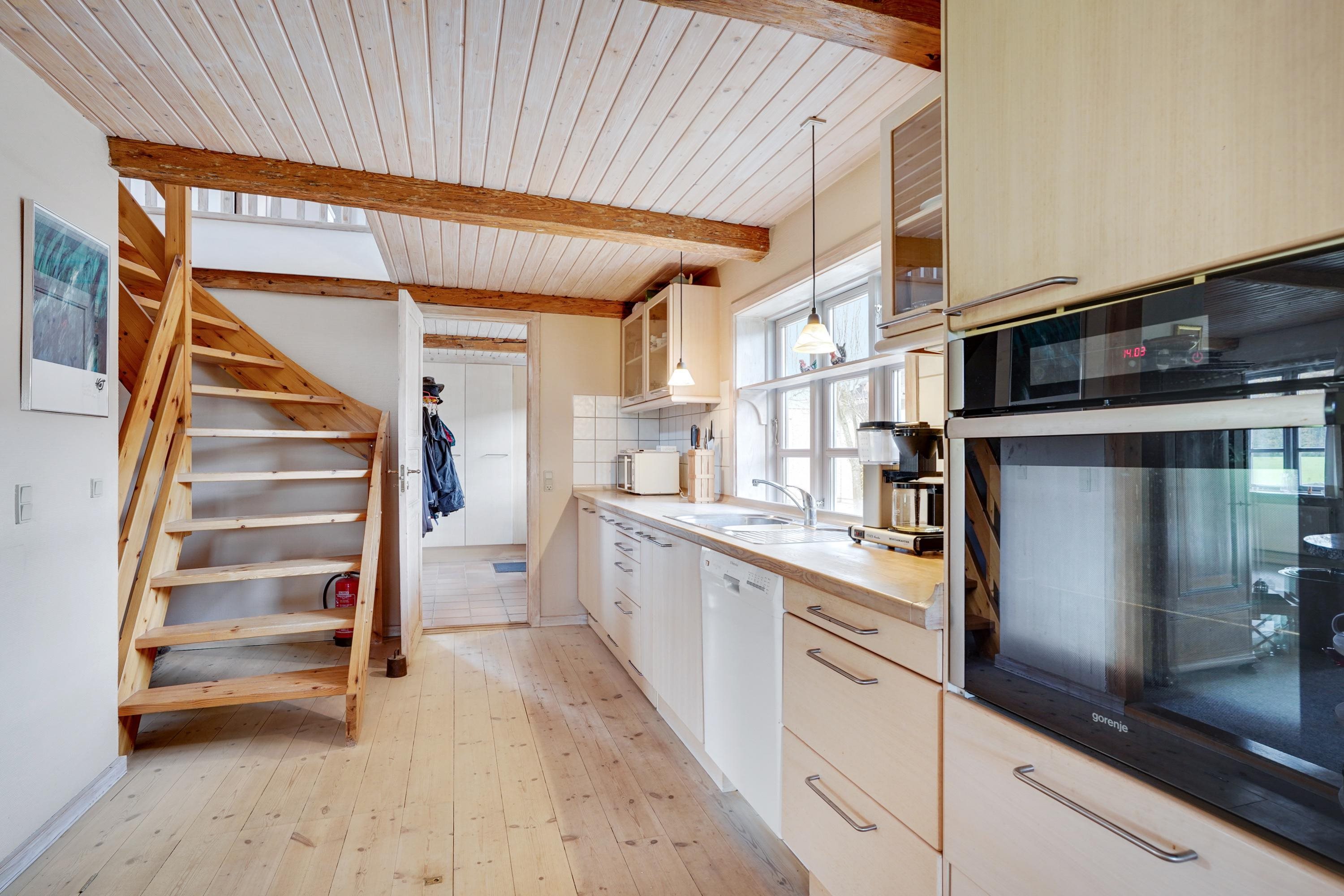 Fremhævet køkken billede i fuldskærmstilstand. Billede af Strandhuse 8, Bregninge, 4871 Horbelev