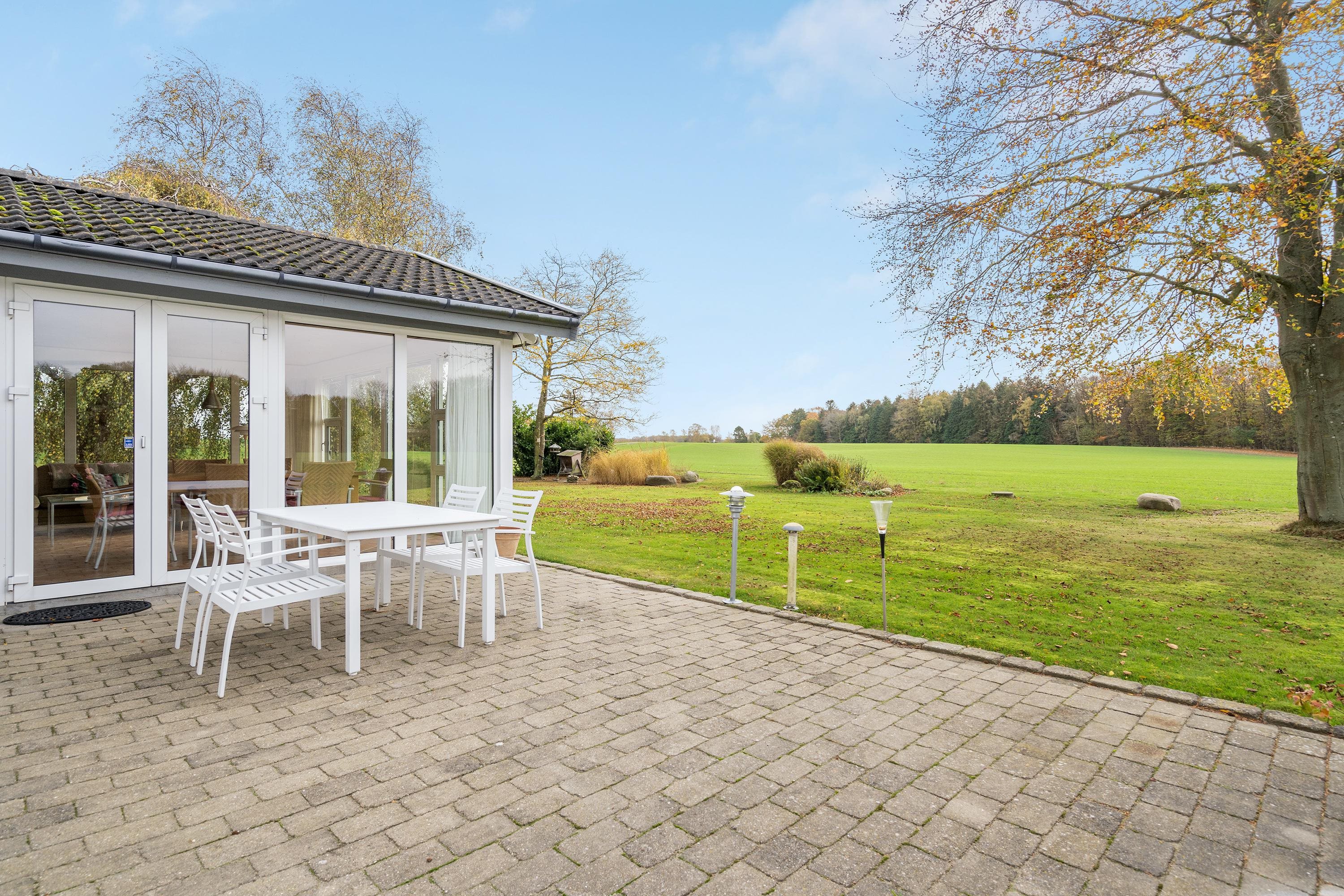 Fremhævet terrasse billede i fuldskærmstilstand. Billede af Strandhuse 8, Bregninge, 4871 Horbelev