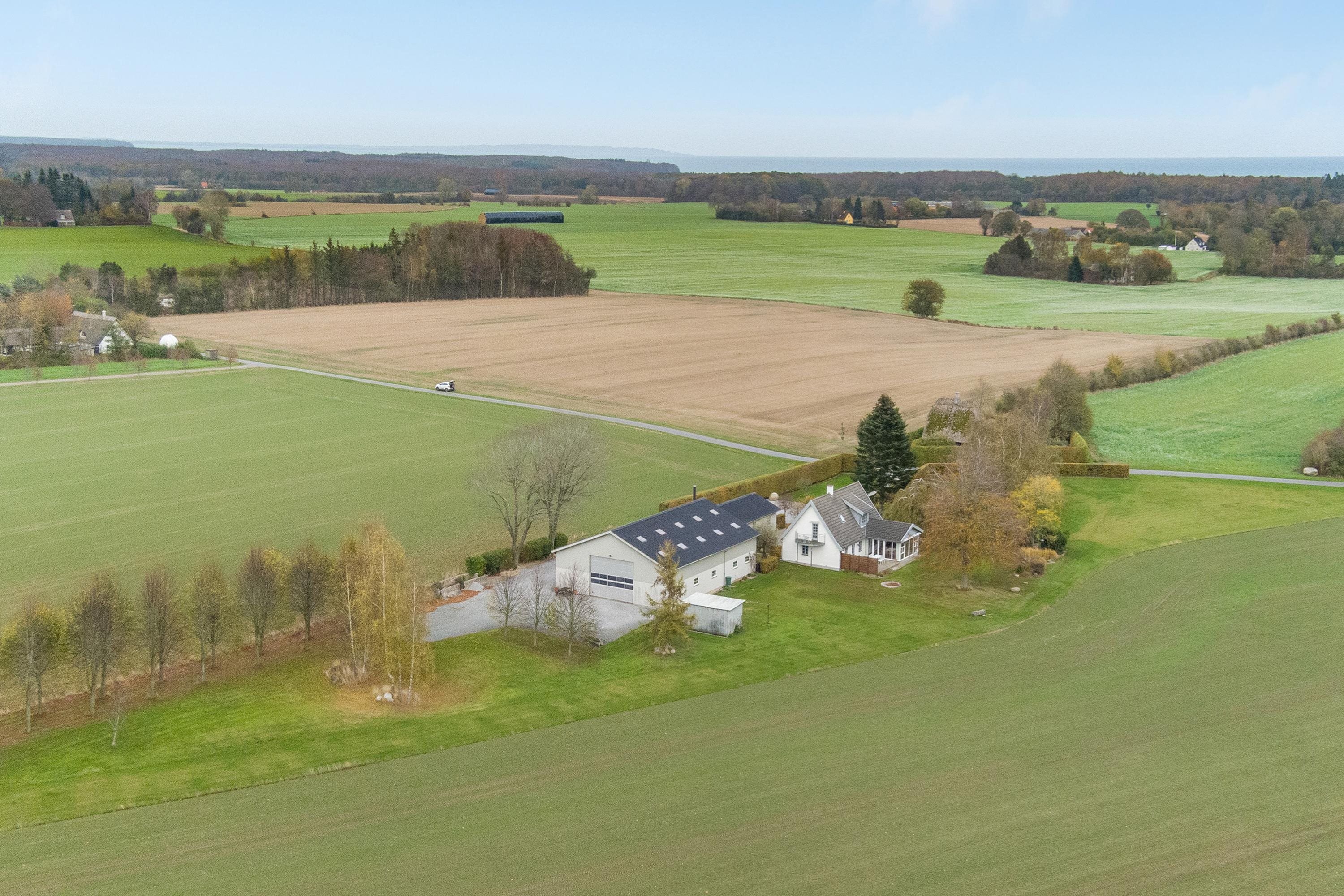 Fremhævet luftfoto billede i fuldskærmstilstand. Billede af Strandhuse 8, Bregninge, 4871 Horbelev