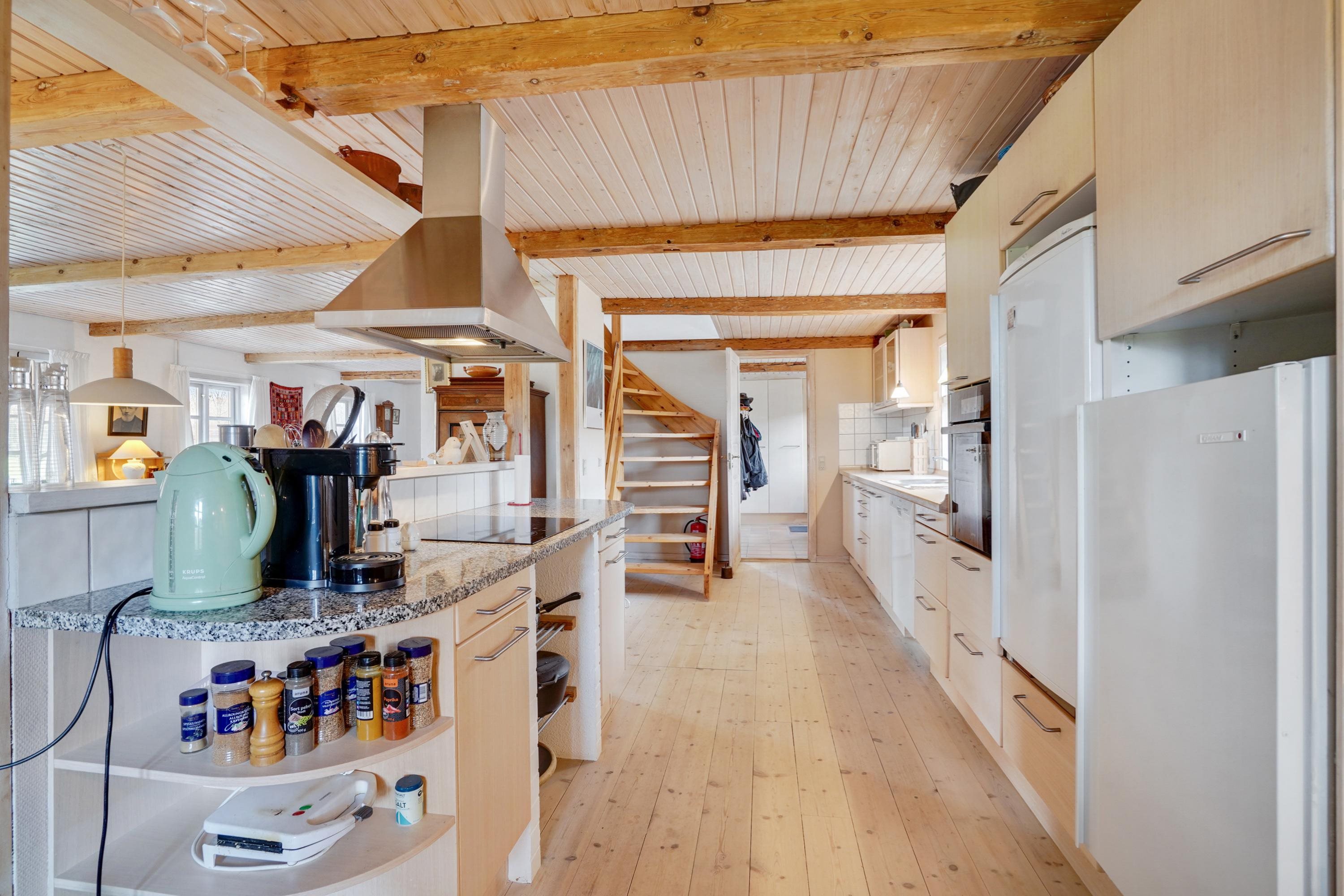 Fremhævet køkken billede i fuldskærmstilstand. Billede af Strandhuse 8, Bregninge, 4871 Horbelev