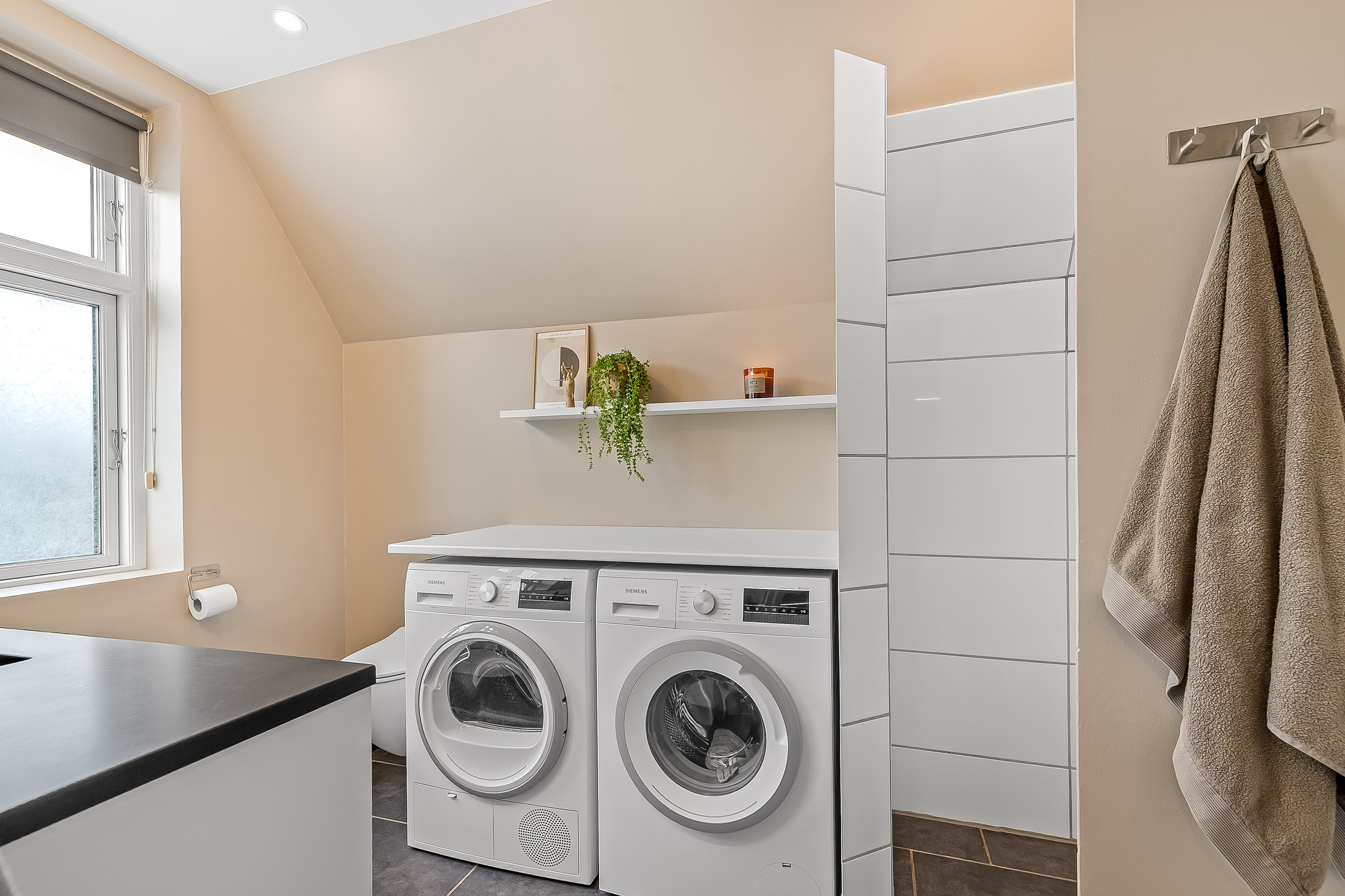 Fremhævet badeværelse billede i fuldskærmstilstand. Billede af St Bjerggade 8, 7100 Vejle