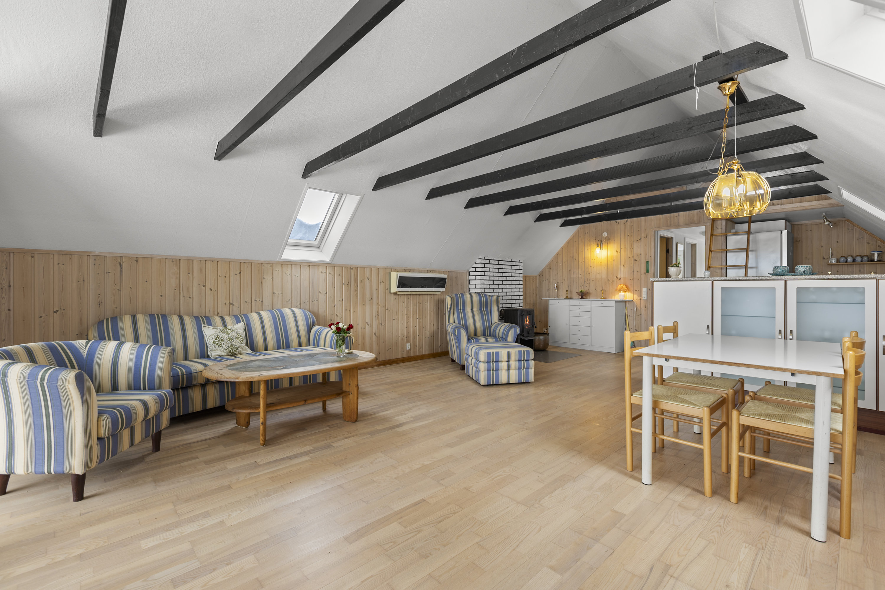 Fremhævet stue billede i fuldskærmstilstand. Billede af Yrsavej 9, Drøsselbjerg, 4200 Slagelse