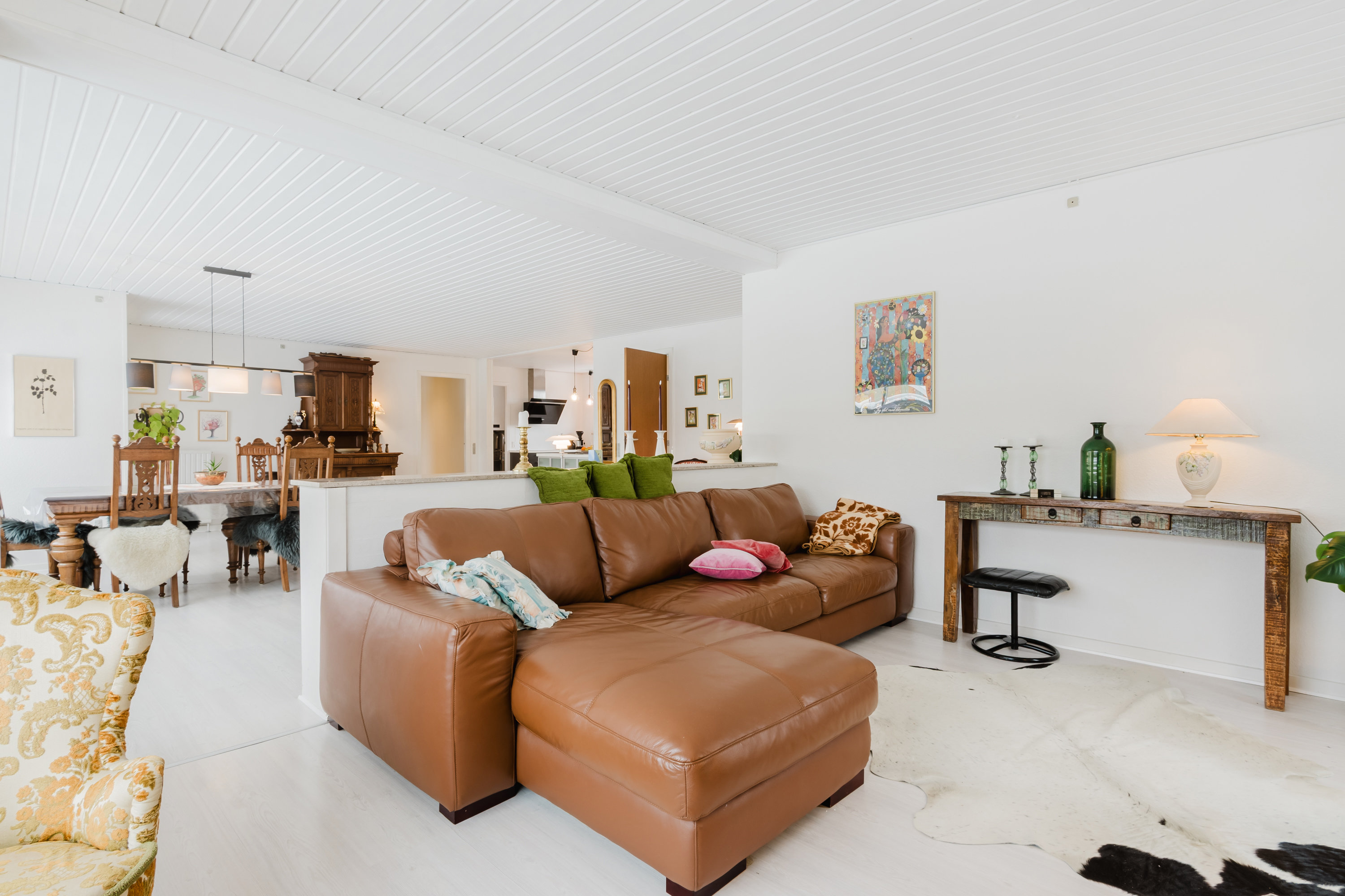 Fremhævet stue billede i fuldskærmstilstand. Billede af Tjørnevej 8, 5400 Bogense