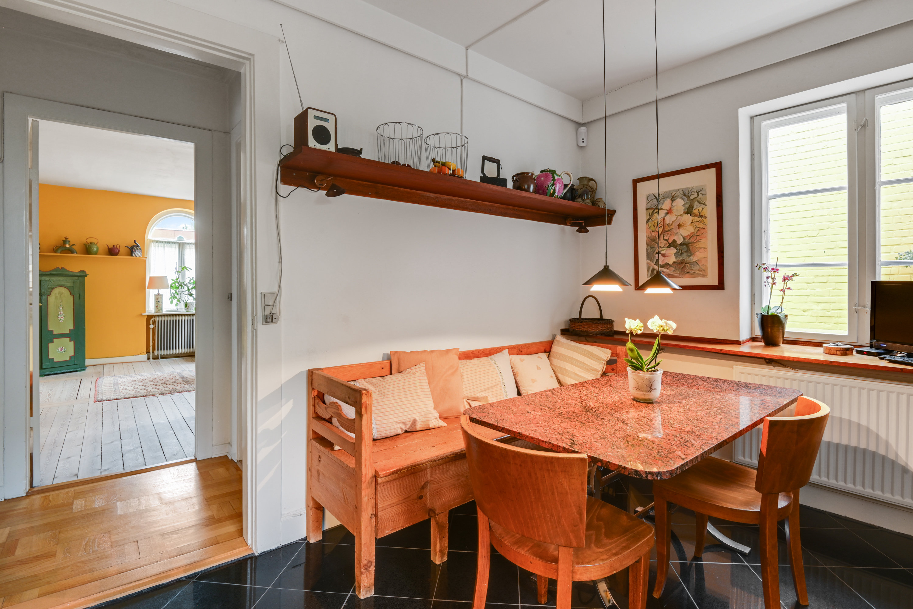 Fremhævet andet billede i fuldskærmstilstand. Billede af Strandvejen 649, 2930 Klampenborg