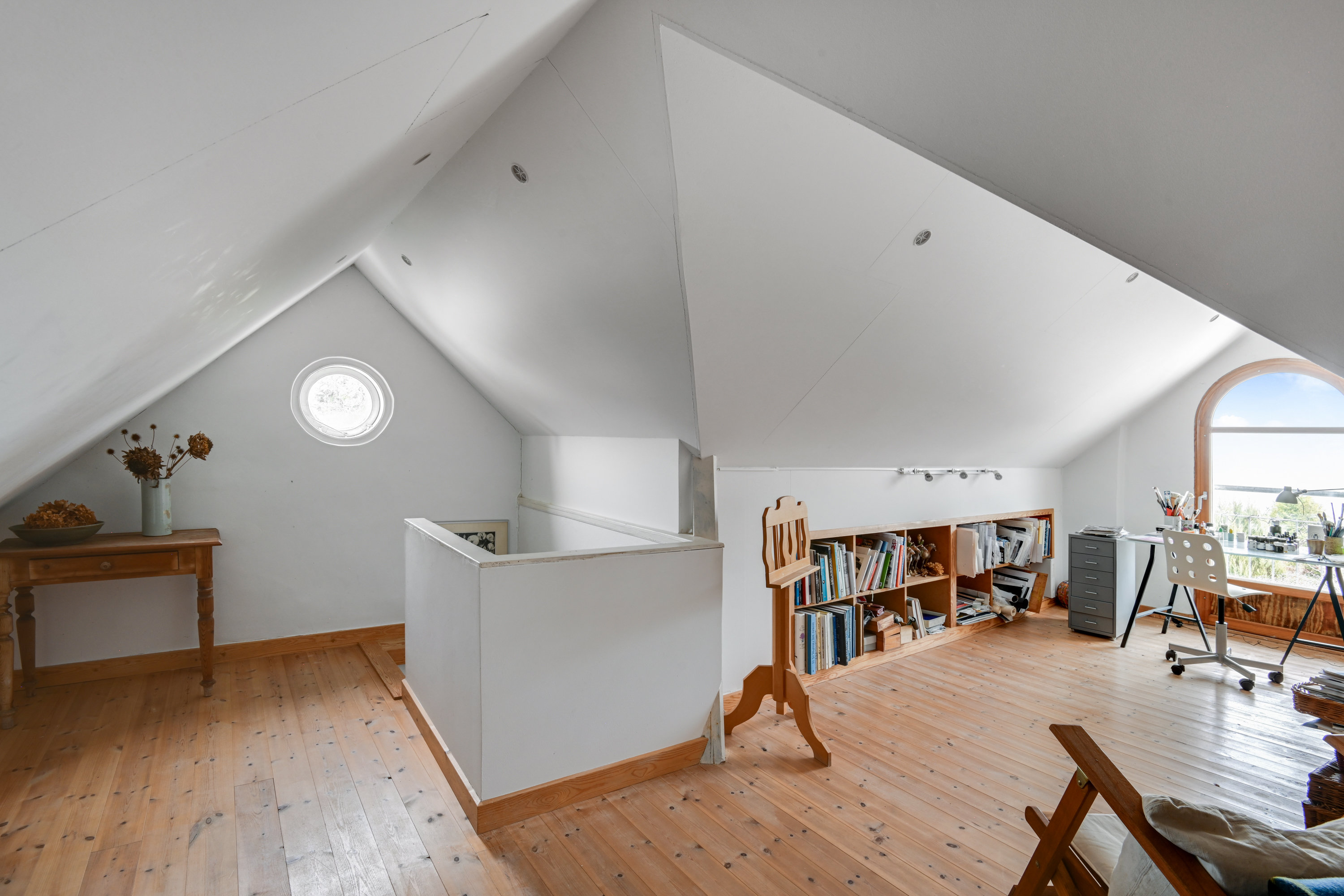 Fremhævet andet billede i fuldskærmstilstand. Billede af Strandvejen 649, 2930 Klampenborg