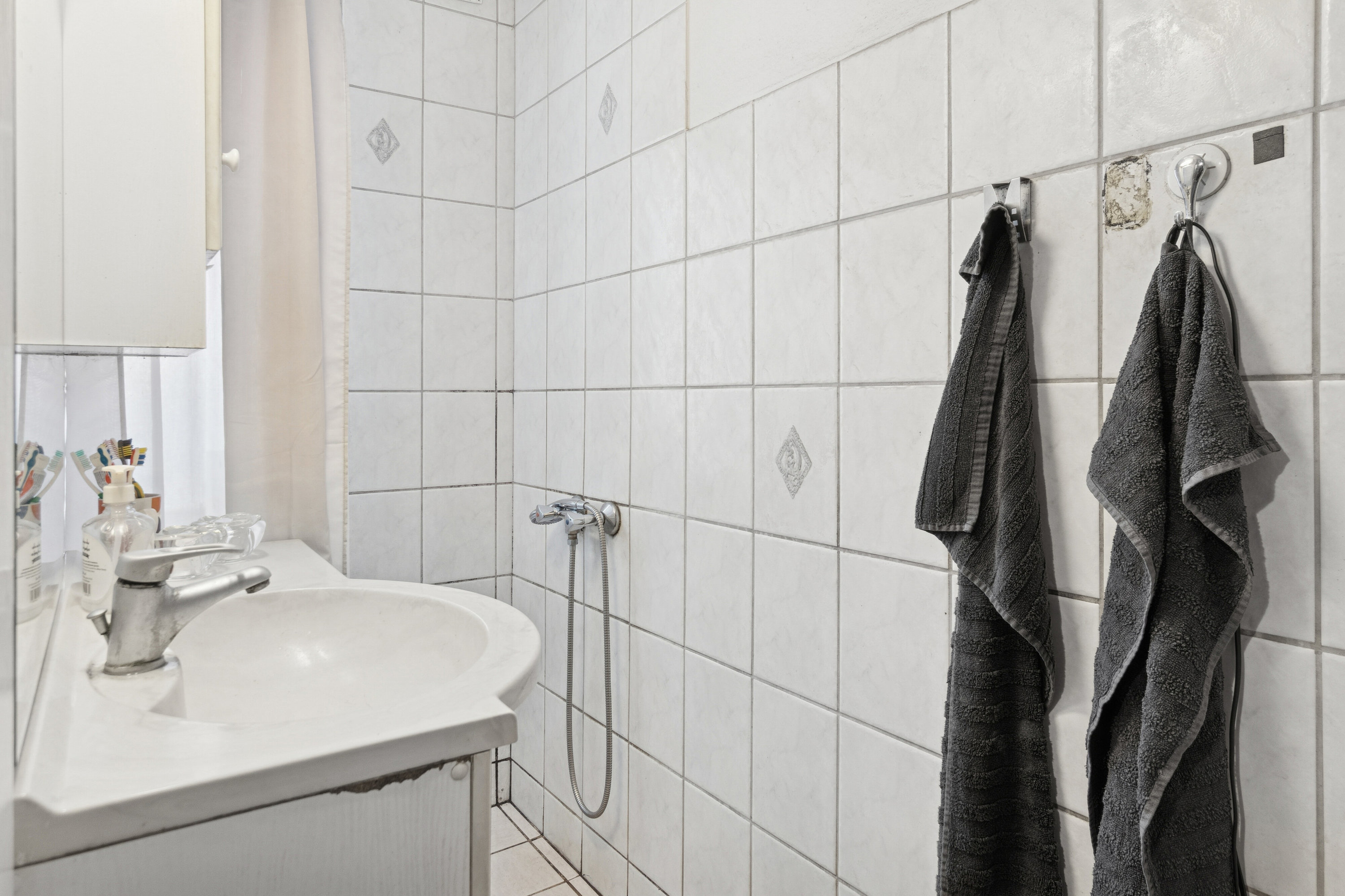 Fremhævet badeværelse billede i fuldskærmstilstand. Billede af Knudsbølvej 15, Bølling, 6040 Egtved