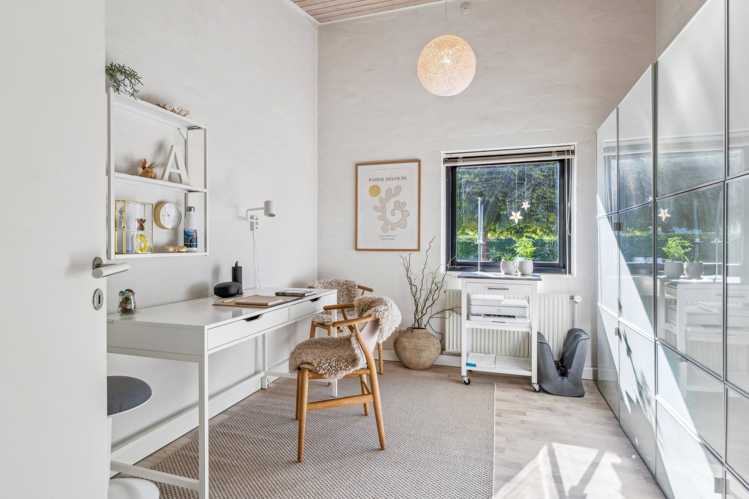 Fremhævet kontor billede i fuldskærmstilstand. Billede af Kirkestien 51, Ødsted, 7100 Vejle