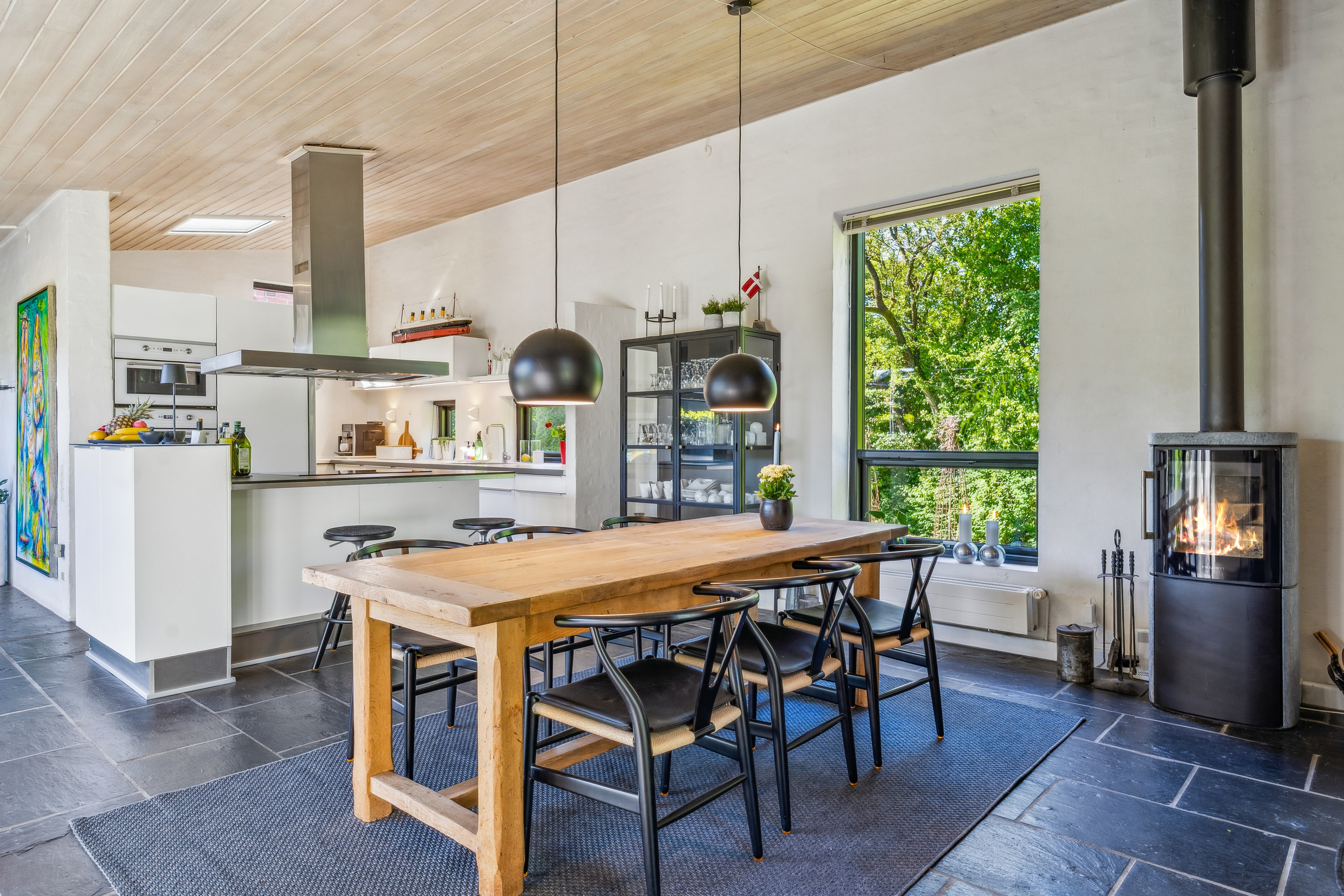 Fremhævet køkken / alrum billede i fuldskærmstilstand. Billede af Kirkestien 51, Ødsted, 7100 Vejle