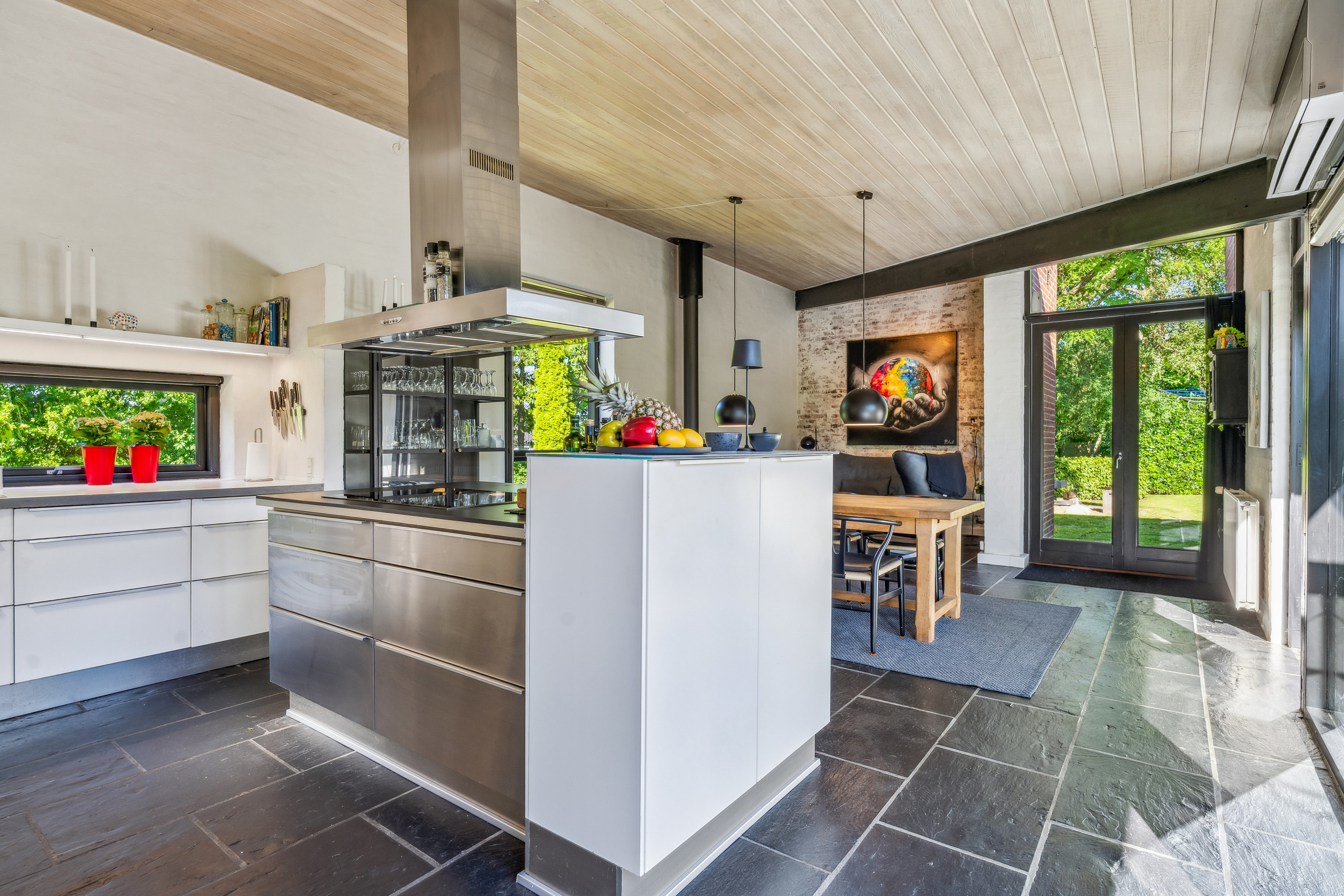 Fremhævet køkken / alrum billede i fuldskærmstilstand. Billede af Kirkestien 51, Ødsted, 7100 Vejle