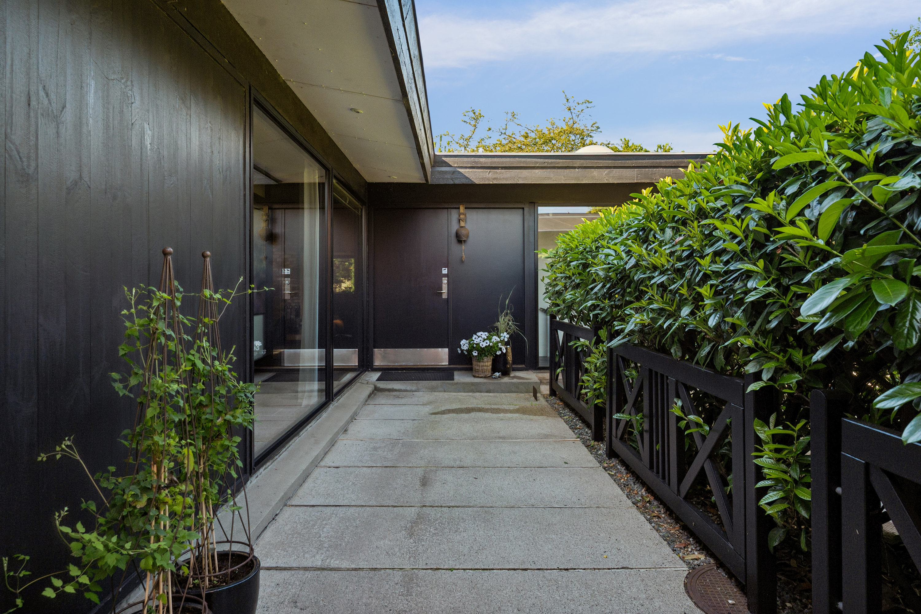 Fremhævet udvendig til entré billede i fuldskærmstilstand. Billede af Kirkestien 51, Ødsted, 7100 Vejle