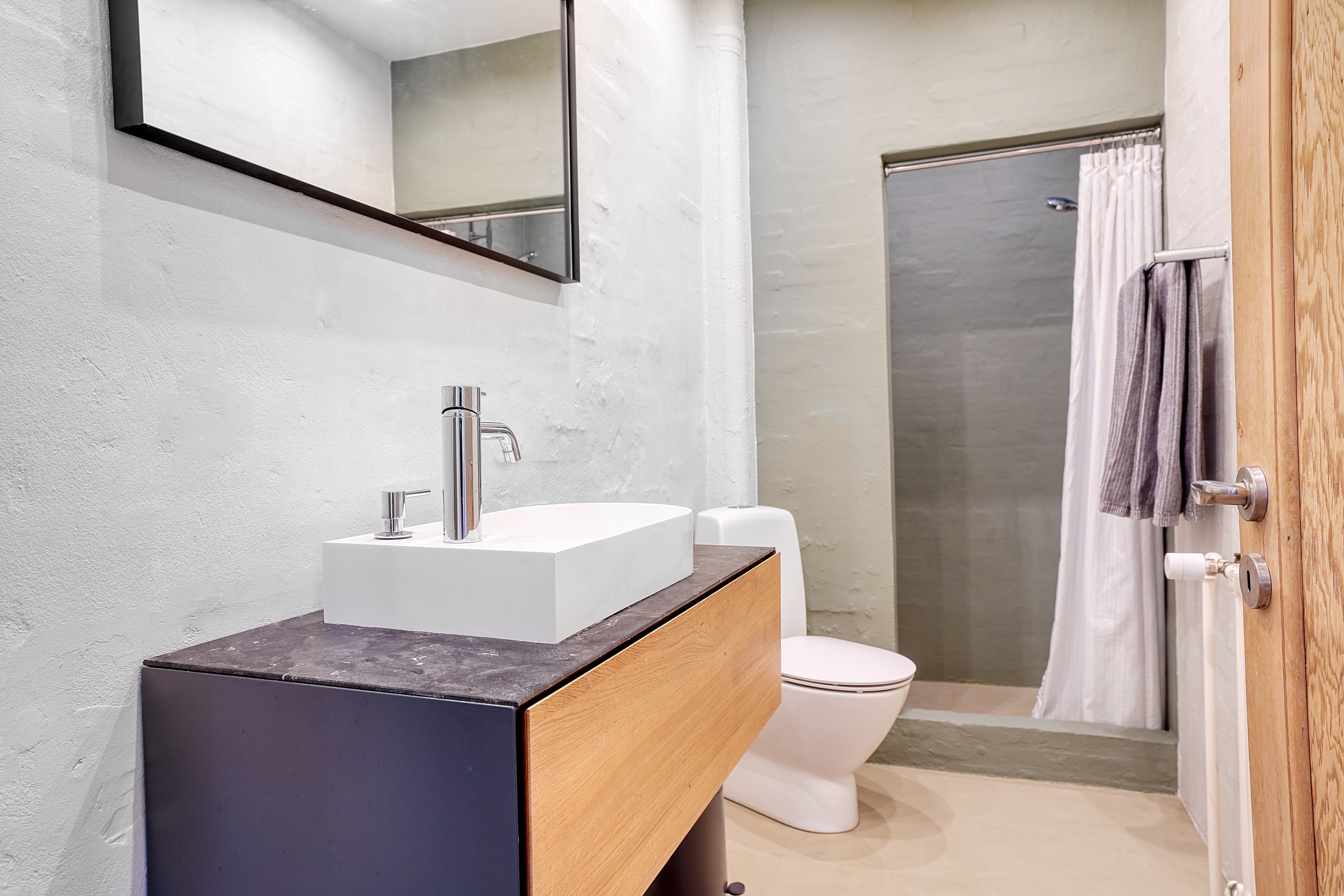 Fremhævet badeværelse billede i fuldskærmstilstand. Billede af Skandrups Alle 39, Hareskov, 3500 Værløse