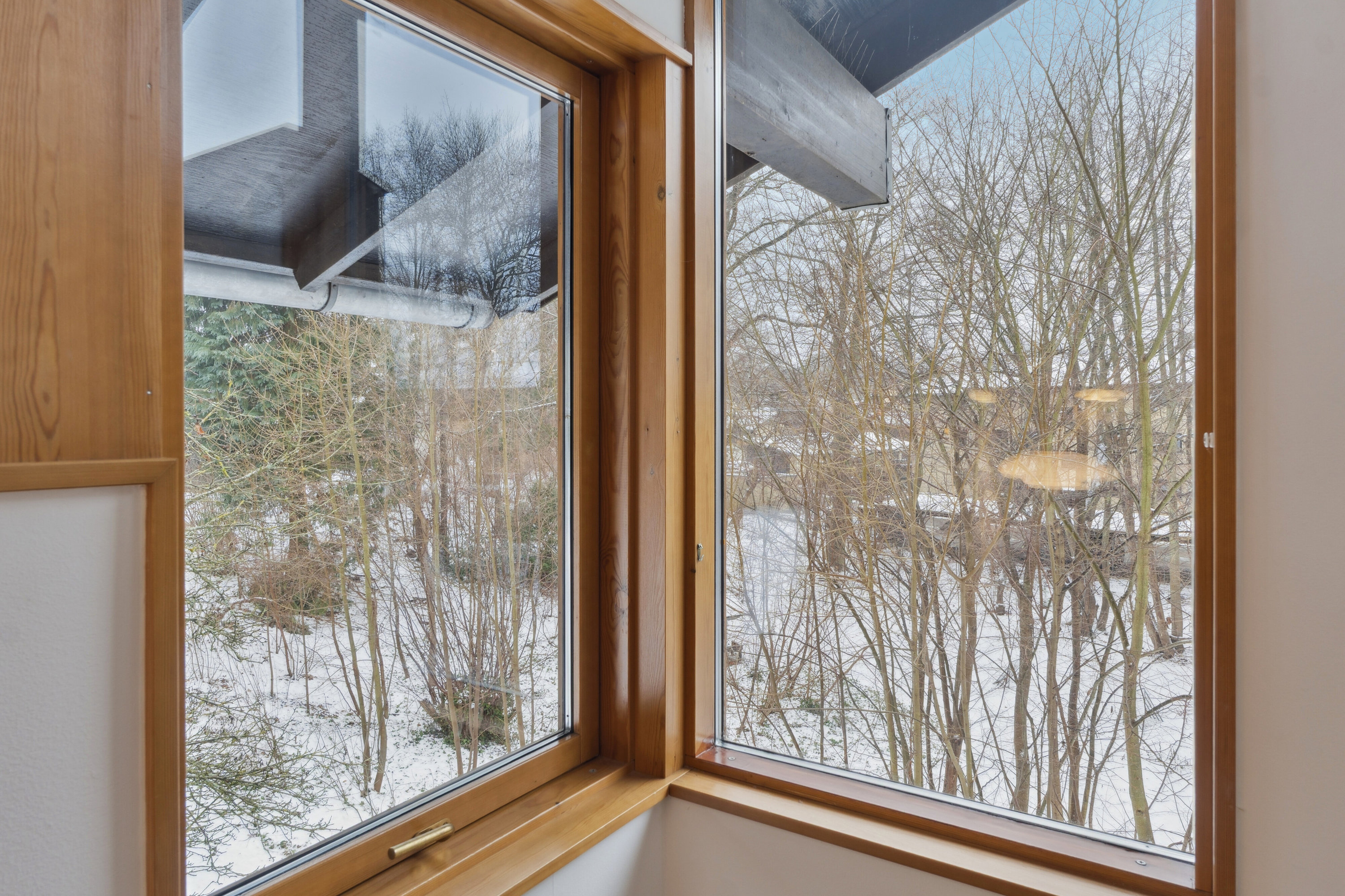 Fremhævet indendørs billede i fuldskærmstilstand. Billede af Dianas Have 36, 2970 Hørsholm