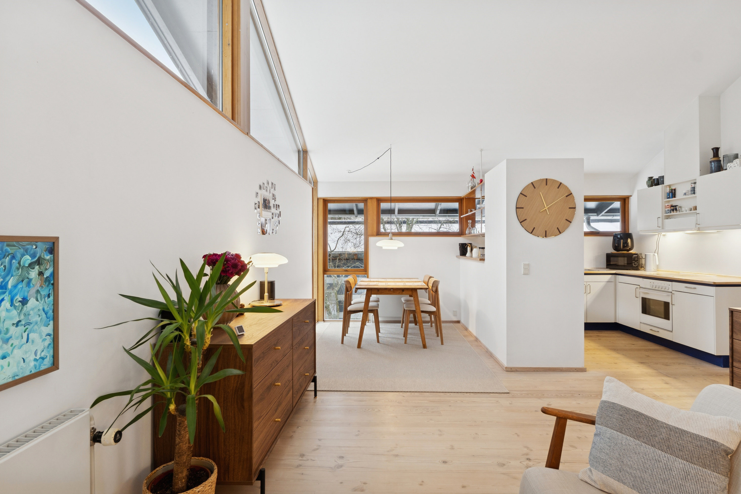 Fremhævet stue billede i fuldskærmstilstand. Billede af Dianas Have 36, 2970 Hørsholm