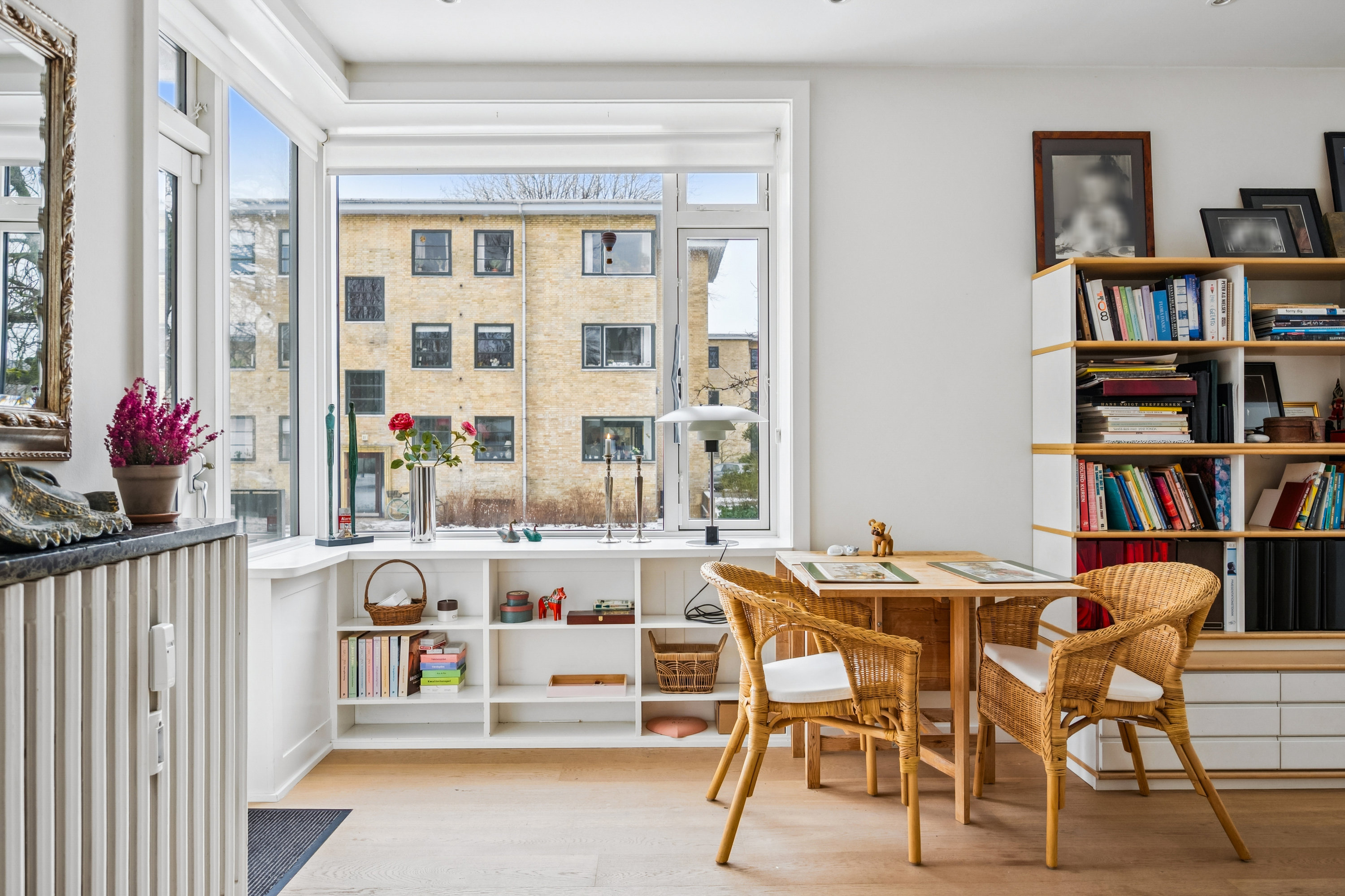 Fremhævet stue billede i fuldskærmstilstand. Billede af Blidahpark 23, st.. 2., 2900 Hellerup