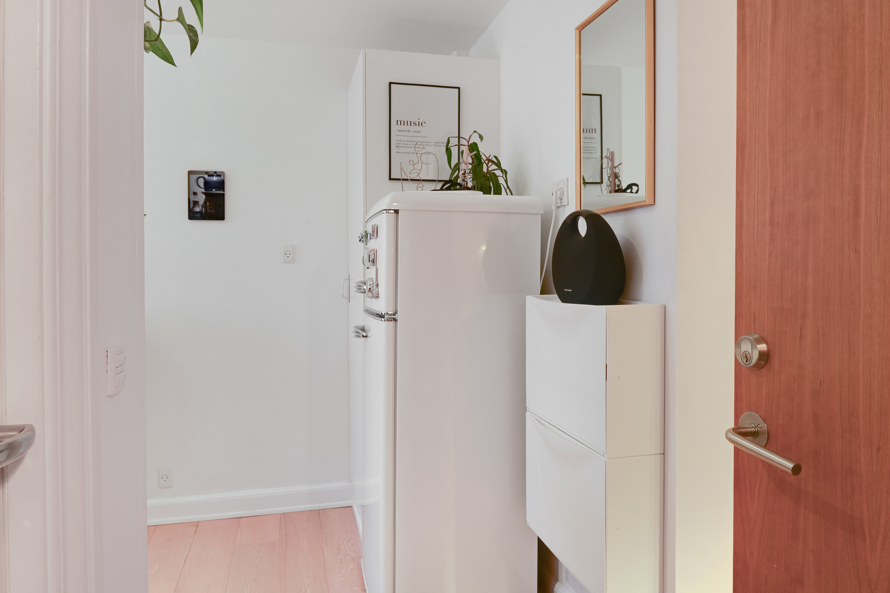 Fremhævet andet billede i fuldskærmstilstand. Billede af Bonkesvej 10, st.. tv., 2650 Hvidovre