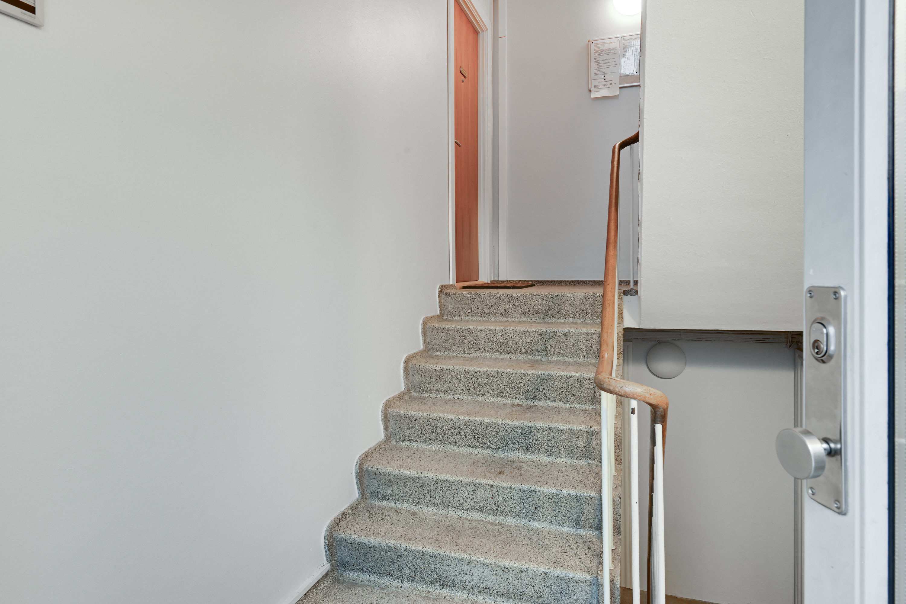 Fremhævet andet billede i fuldskærmstilstand. Billede af Bonkesvej 10, st.. tv., 2650 Hvidovre