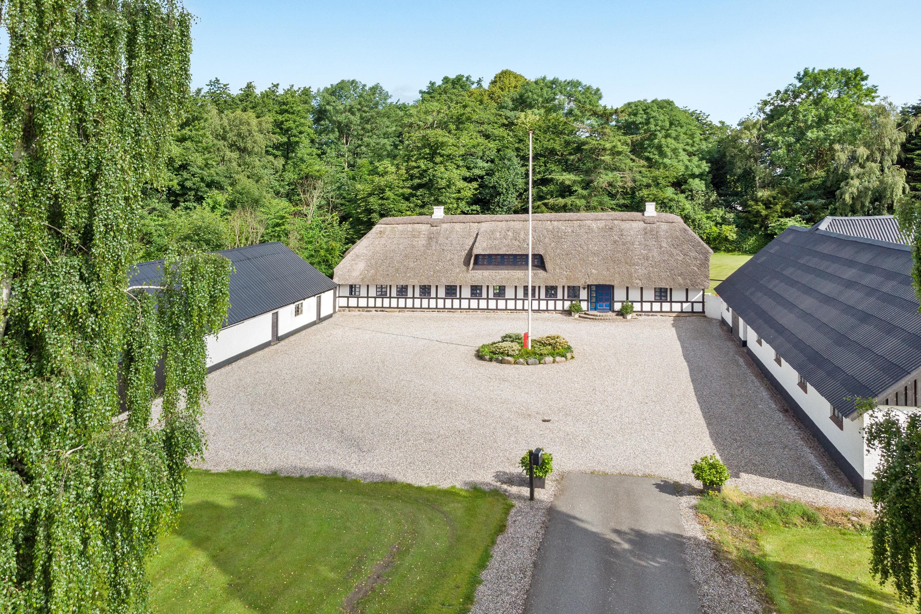 Fremhævet luftfoto billede i fuldskærmstilstand. Billede af Flemmingvej 22, 8762 Flemming