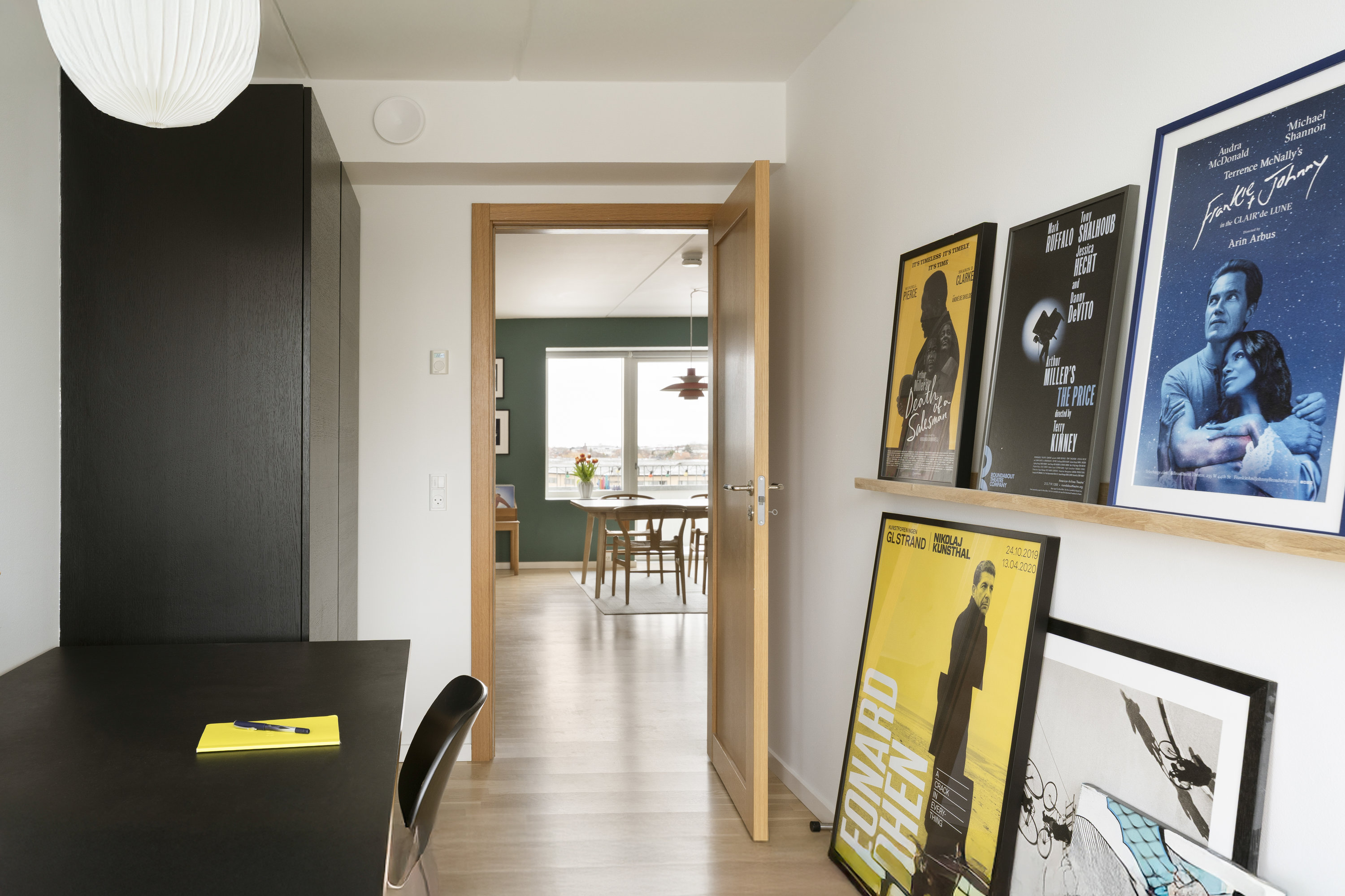 Fremhævet  billede i fuldskærmstilstand. Billede af Krimsvej 5B, 4. th., 2300 København S