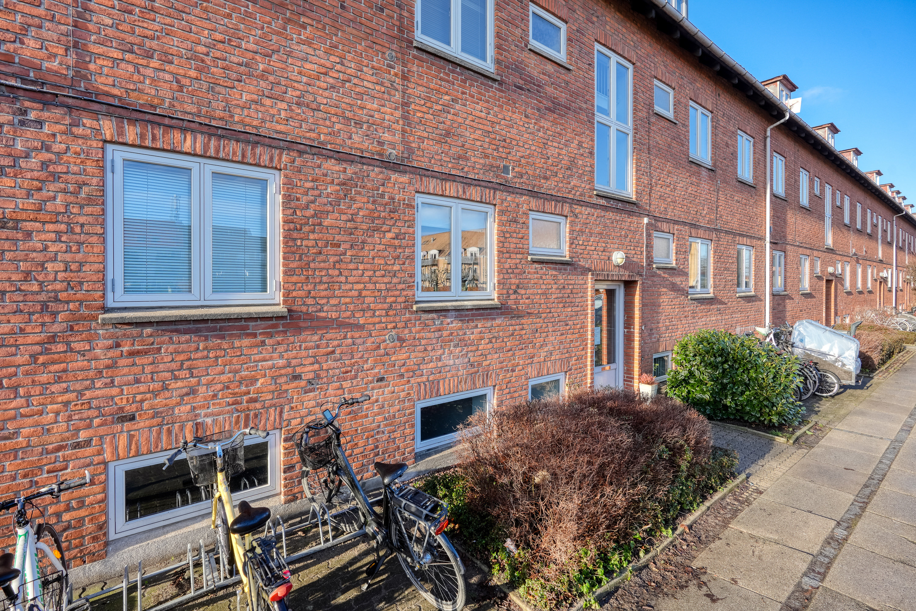 Fremhævet andet billede i fuldskærmstilstand. Billede af Bonkesvej 10, st.. tv., 2650 Hvidovre