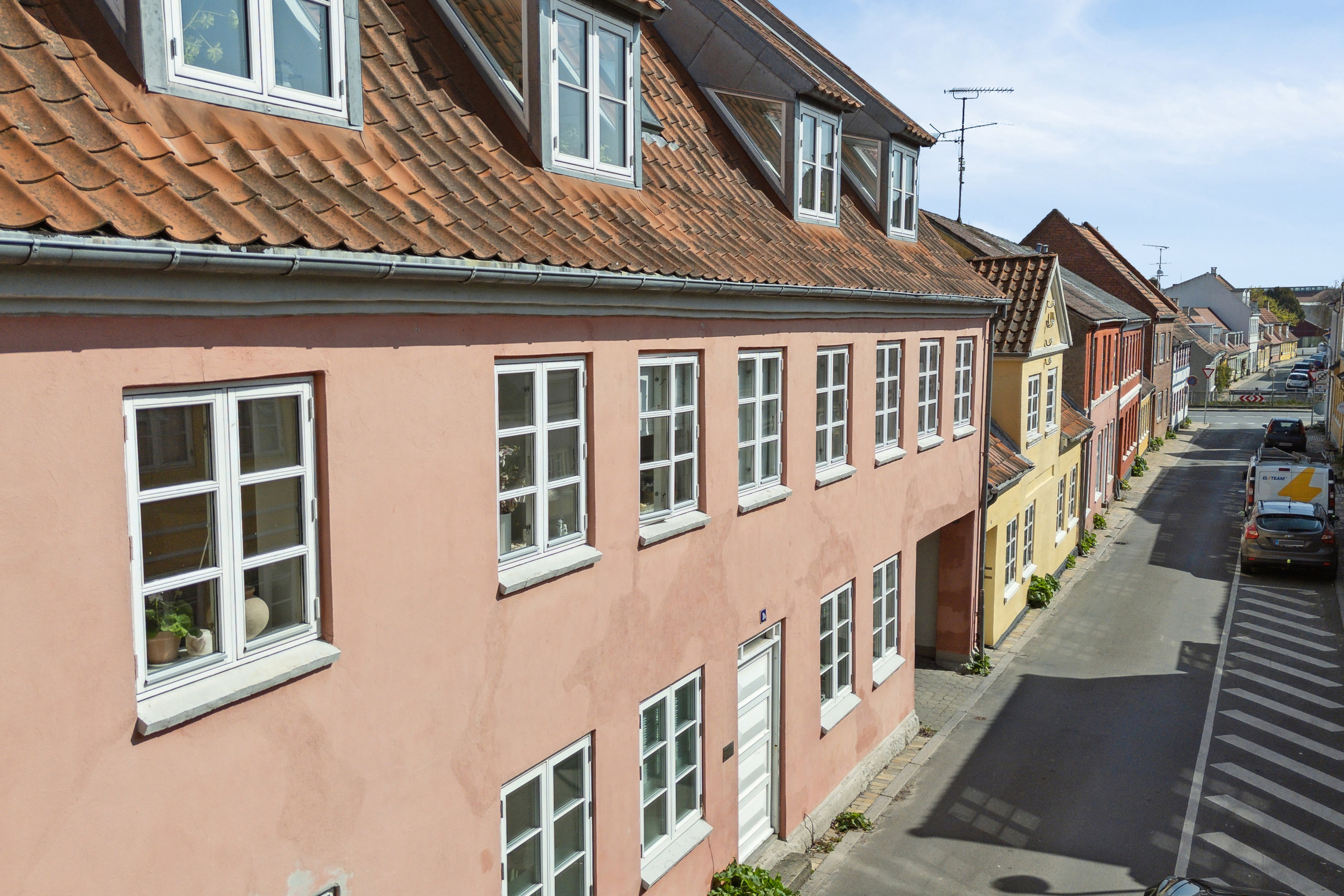 Fremhævet  billede i fuldskærmstilstand. Billede af Skattergade 1B, 1. th., 5700 Svendborg