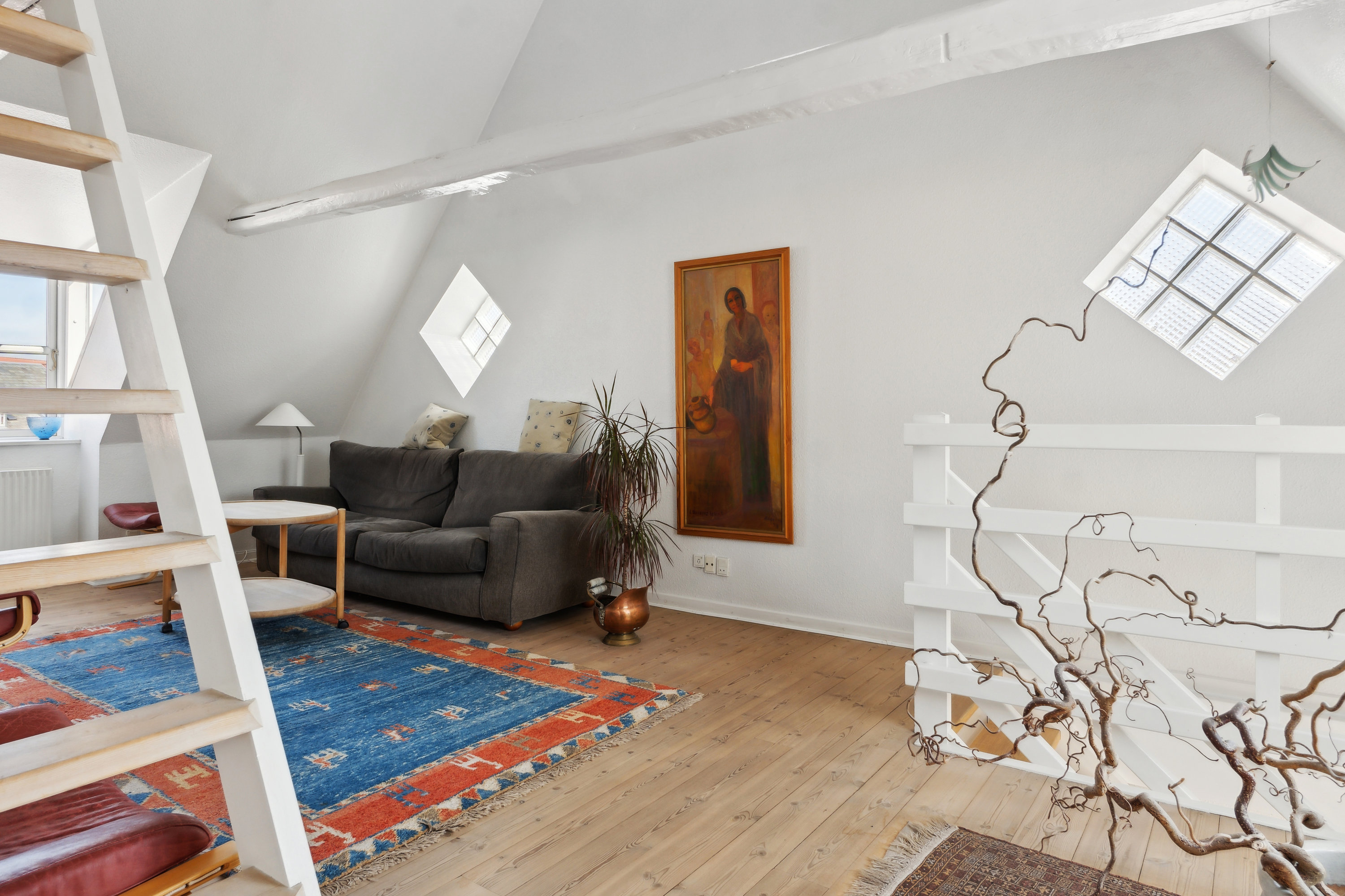 Fremhævet  billede i fuldskærmstilstand. Billede af Skattergade 1B, 1. th., 5700 Svendborg