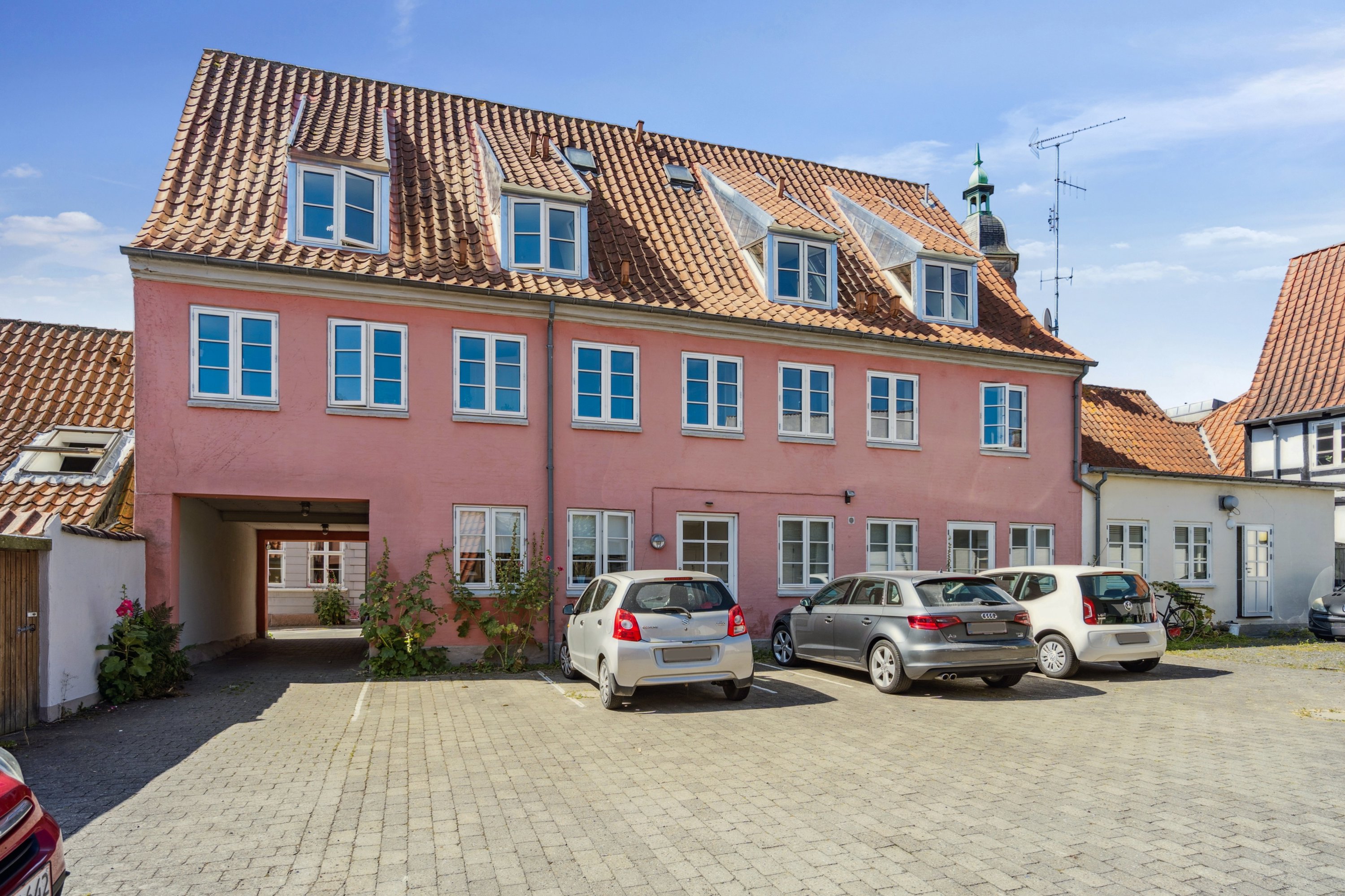 Fremhævet  billede i fuldskærmstilstand. Billede af Skattergade 1B, 1. th., 5700 Svendborg