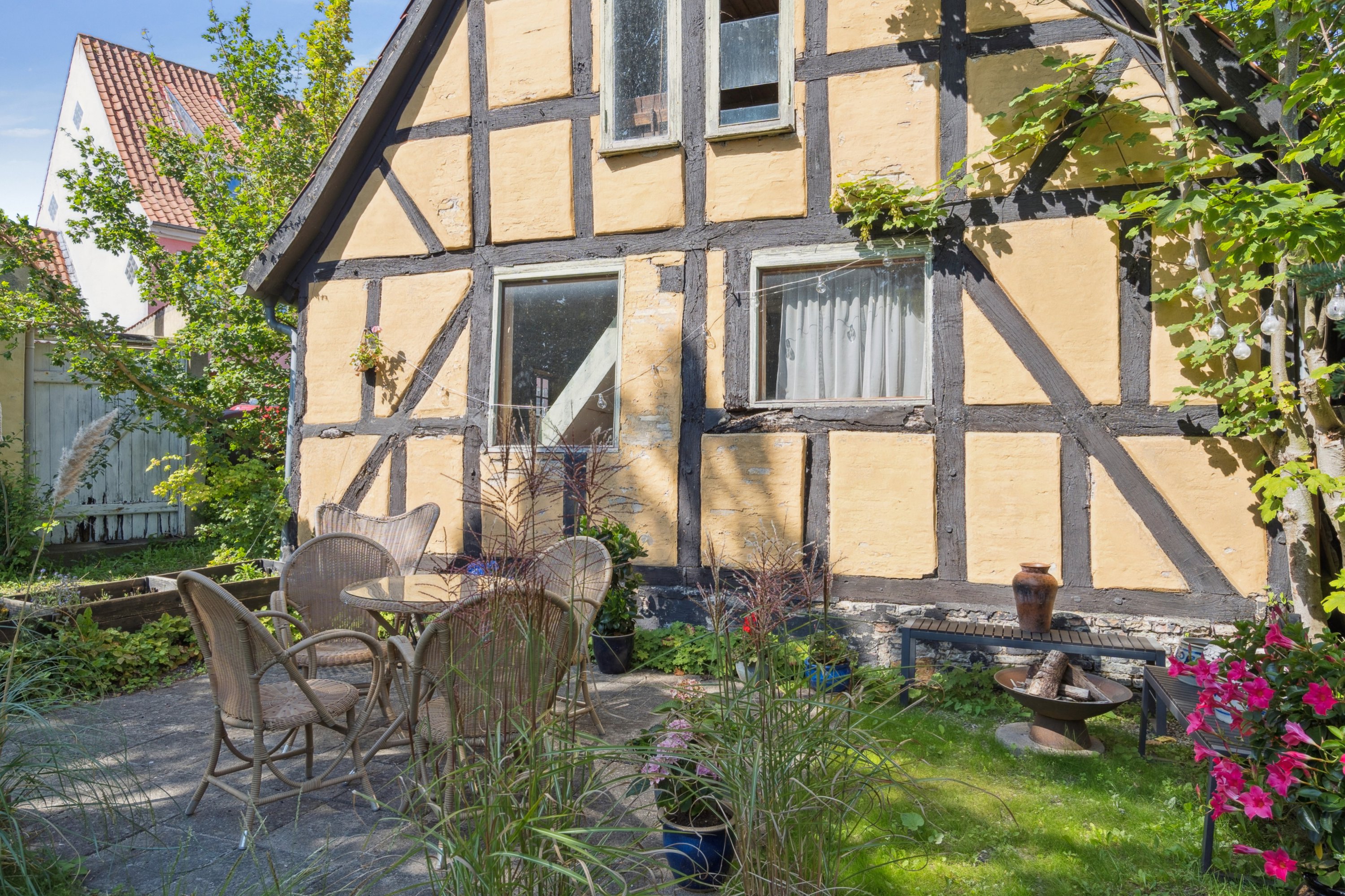 Fremhævet  billede i fuldskærmstilstand. Billede af Skattergade 1B, 1. th., 5700 Svendborg