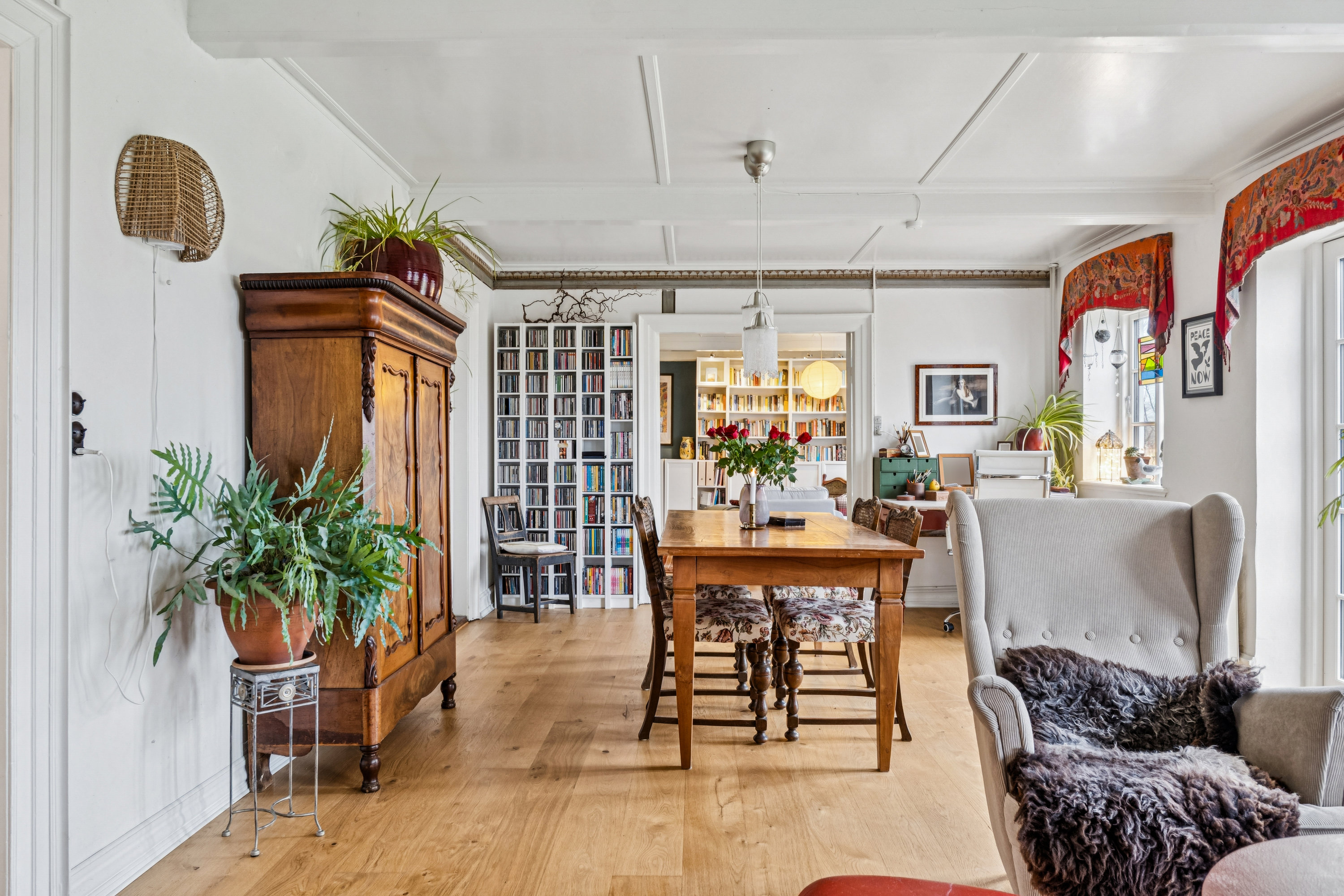 Fremhævet stue billede i fuldskærmstilstand. Billede af Ll. Stokkebyvej 4, 5970 Ærøskøbing