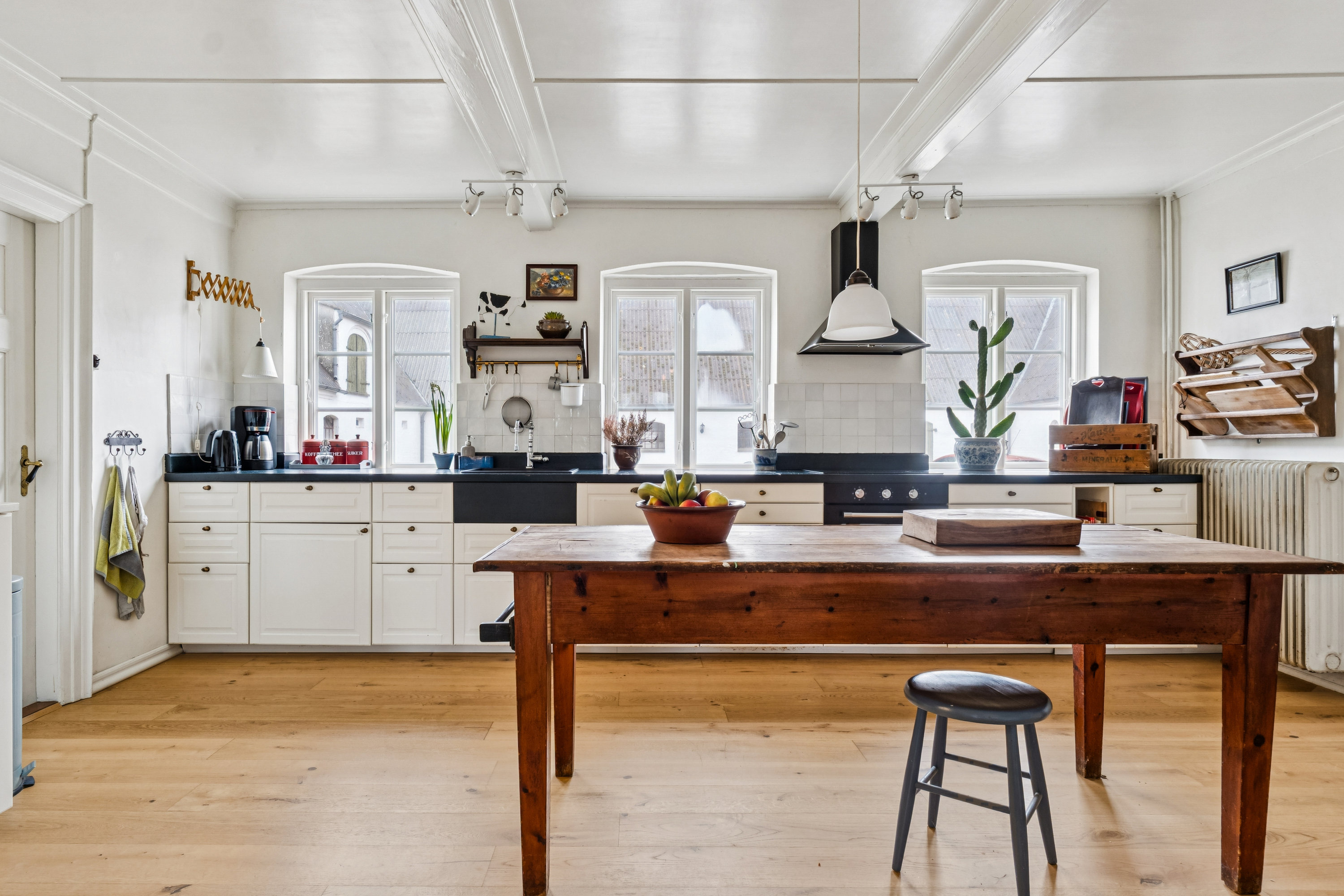 Fremhævet køkken billede i fuldskærmstilstand. Billede af Ll. Stokkebyvej 4, 5970 Ærøskøbing