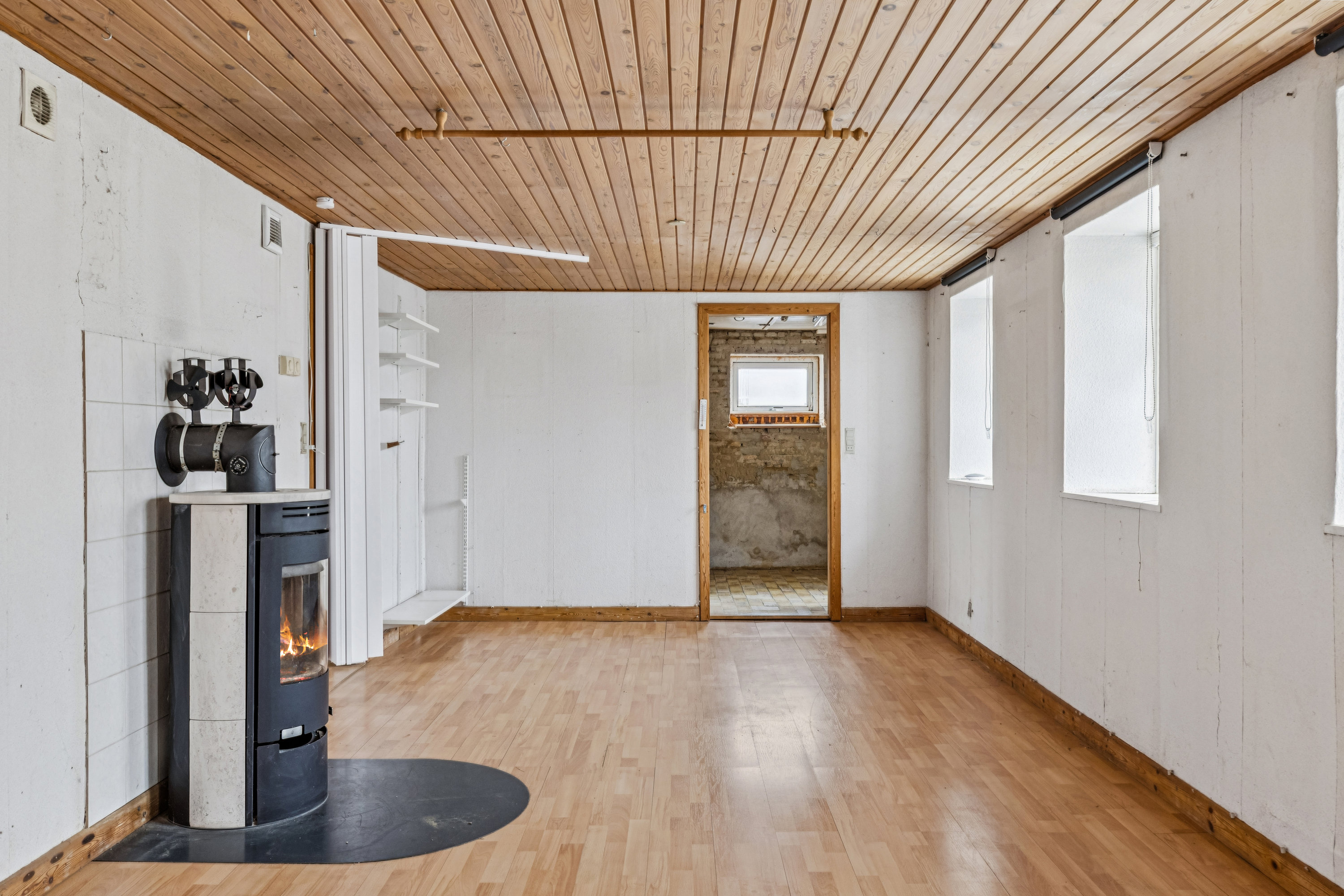 Fremhævet stue billede i fuldskærmstilstand. Billede af Gartnerparken 7, 6320 Egernsund