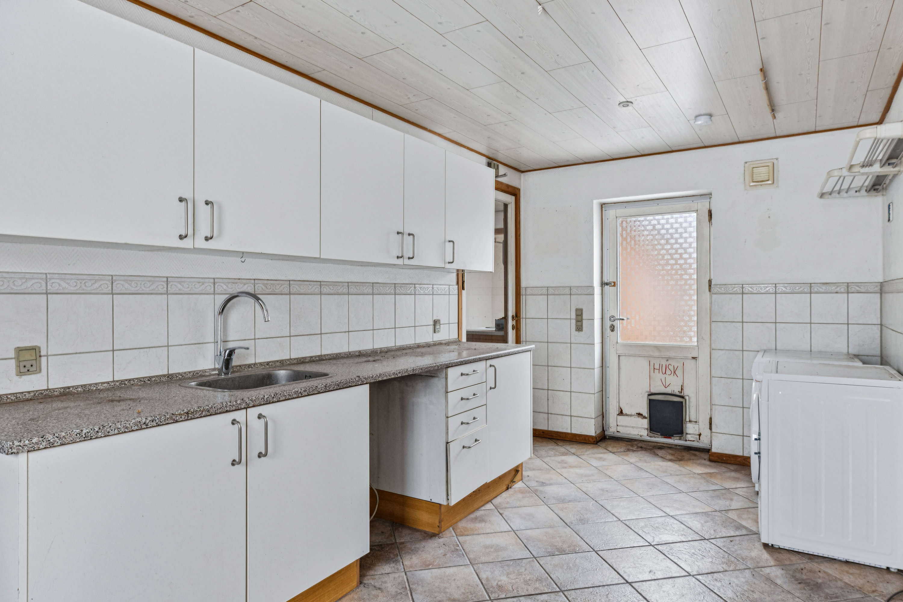 Fremhævet køkken billede i fuldskærmstilstand. Billede af Gartnerparken 7, 6320 Egernsund