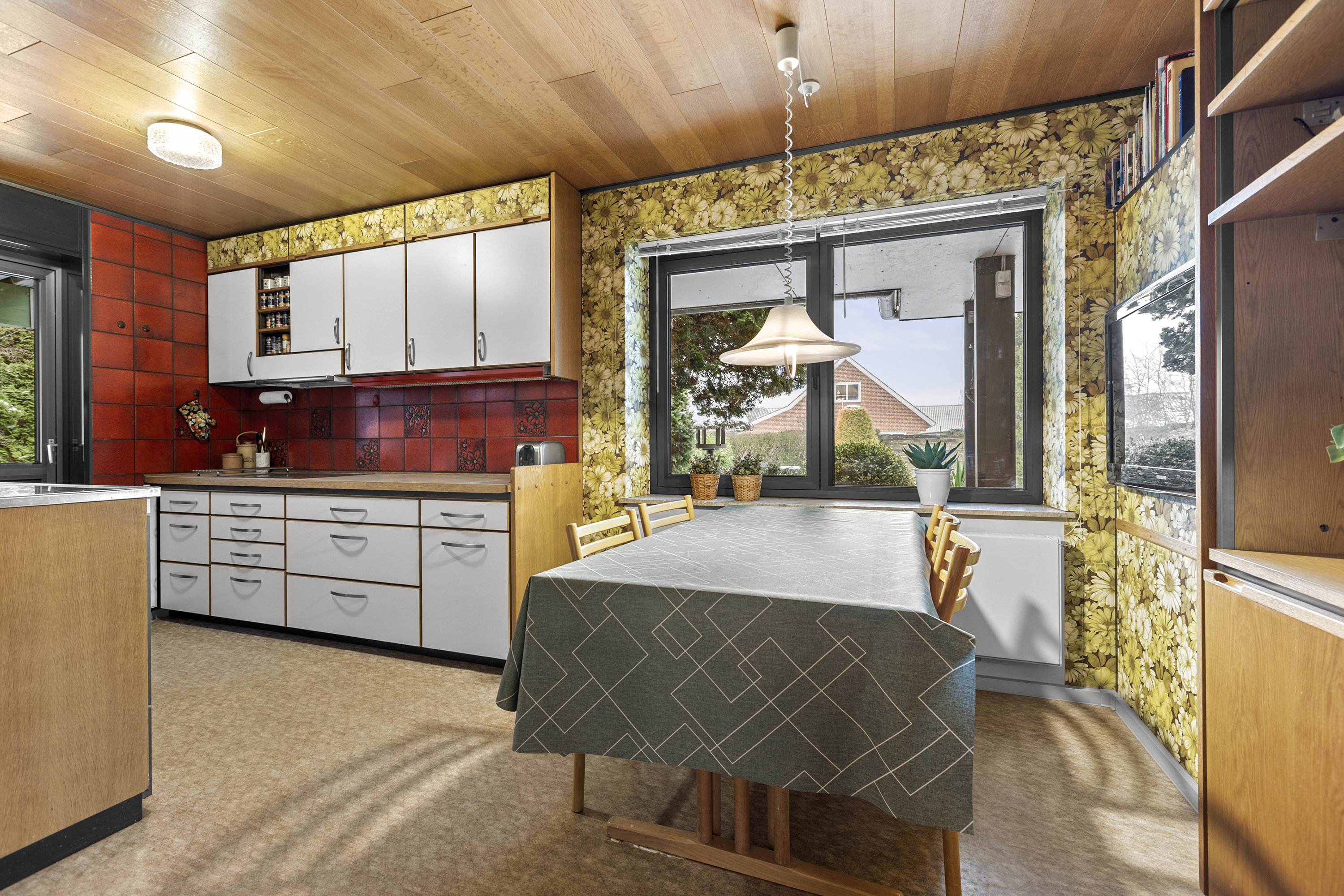 Fremhævet køkken billede i fuldskærmstilstand. Billede af Søndre Parkvej 8, 4100 Ringsted