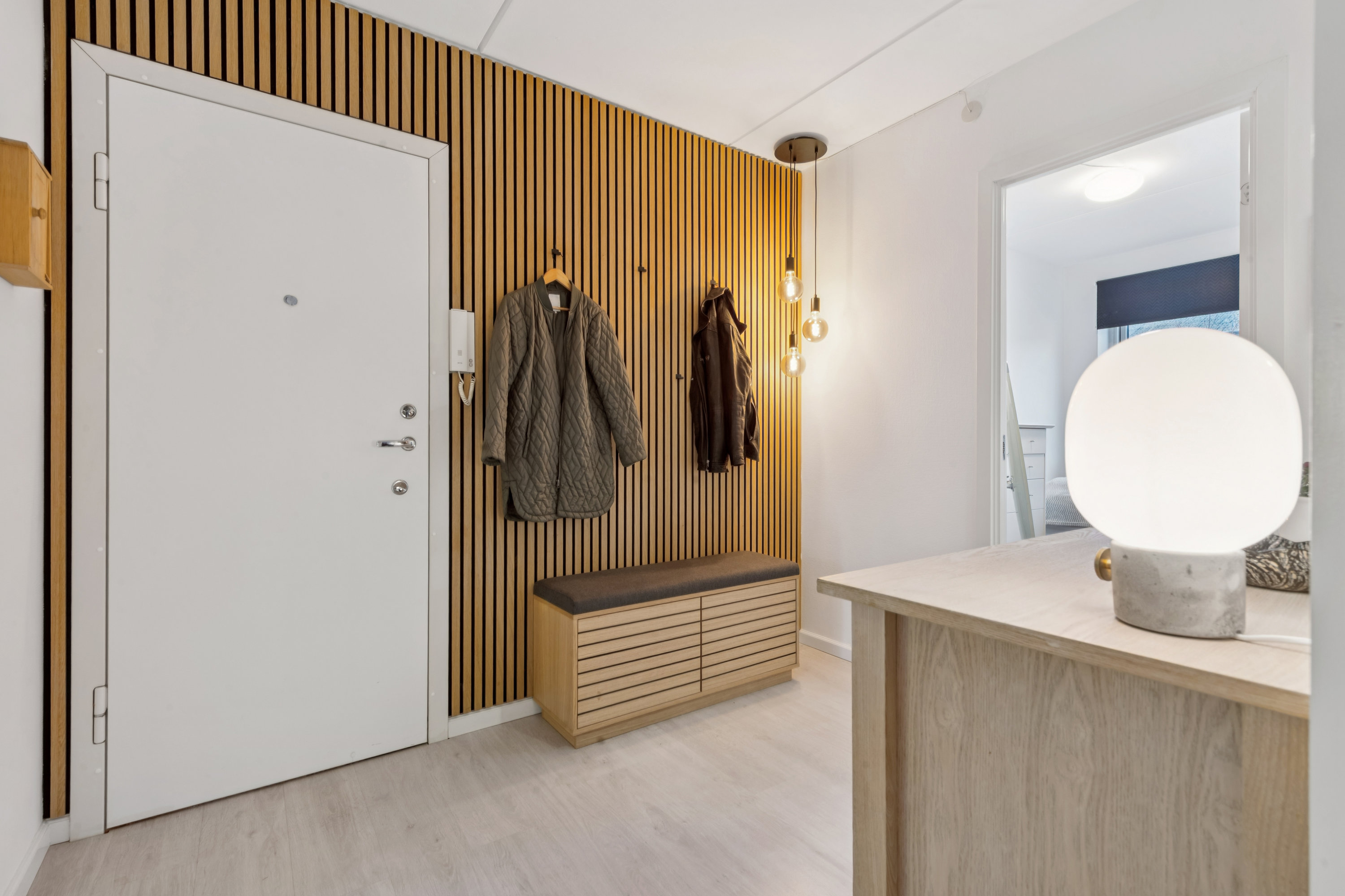 Fremhævet gang billede i fuldskærmstilstand. Billede af Lindebo 25, st.. 148., 2630 Taastrup