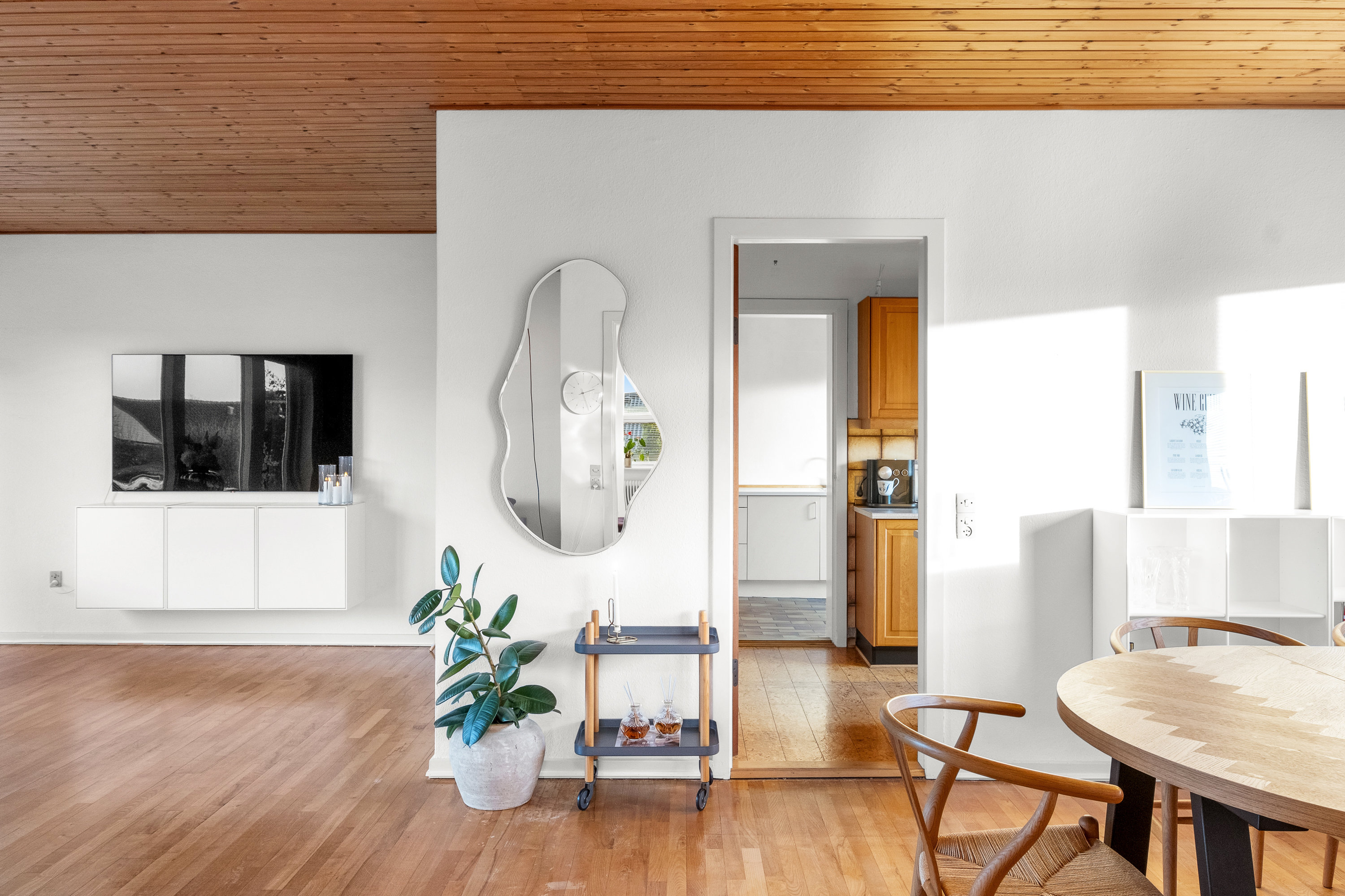 Fremhævet stue billede i fuldskærmstilstand. Billede af Spergelbakken 7, 8520 Lystrup