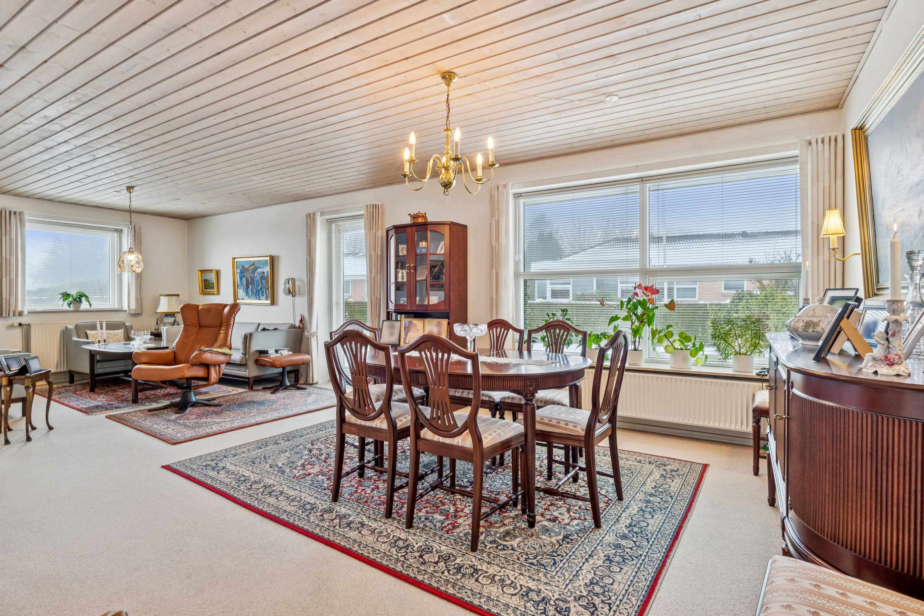 Fremhævet stue billede i fuldskærmstilstand. Billede af Kirkevænget 2, 8722 Hedensted