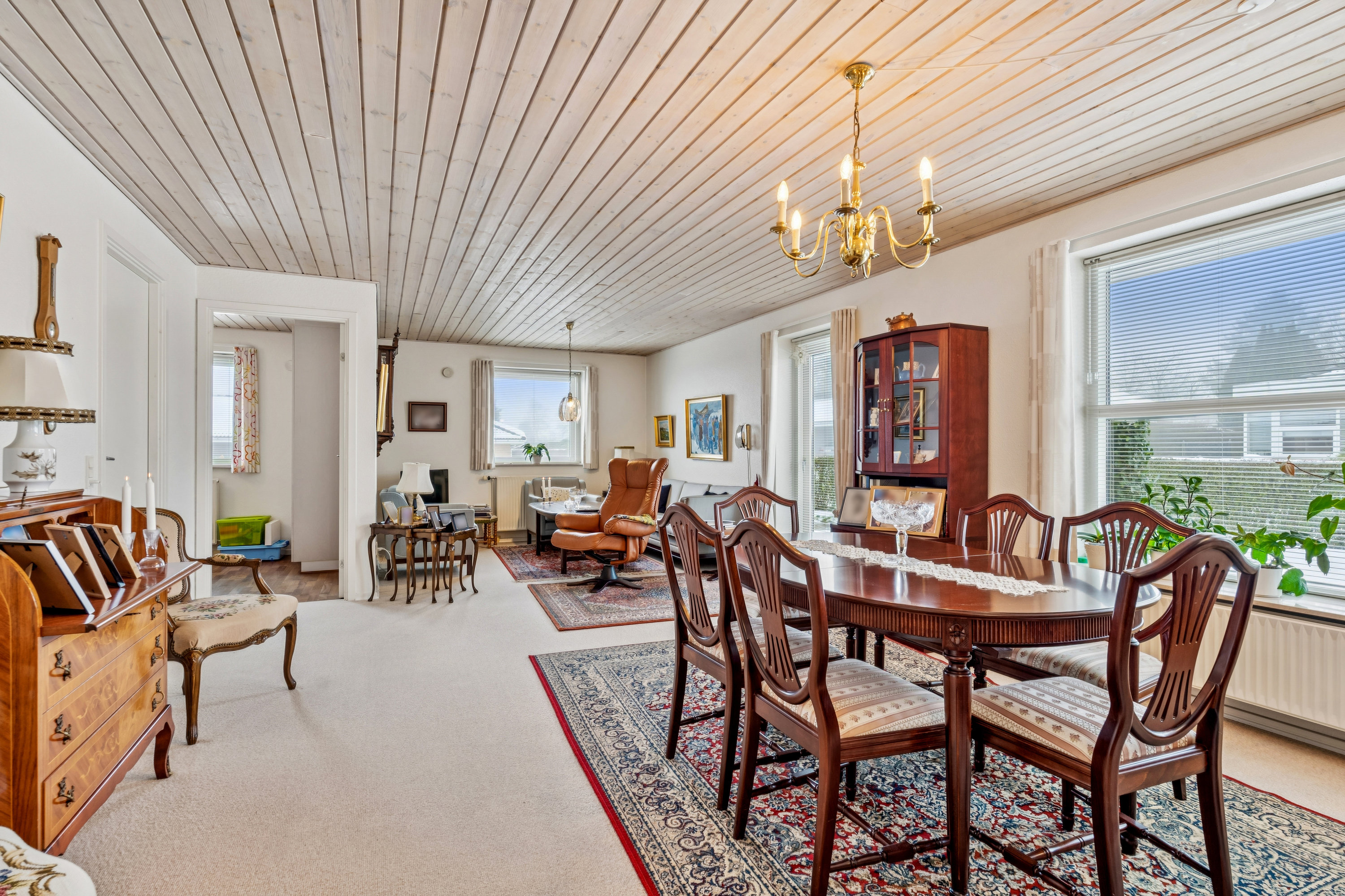 Fremhævet stue billede i fuldskærmstilstand. Billede af Kirkevænget 2, 8722 Hedensted