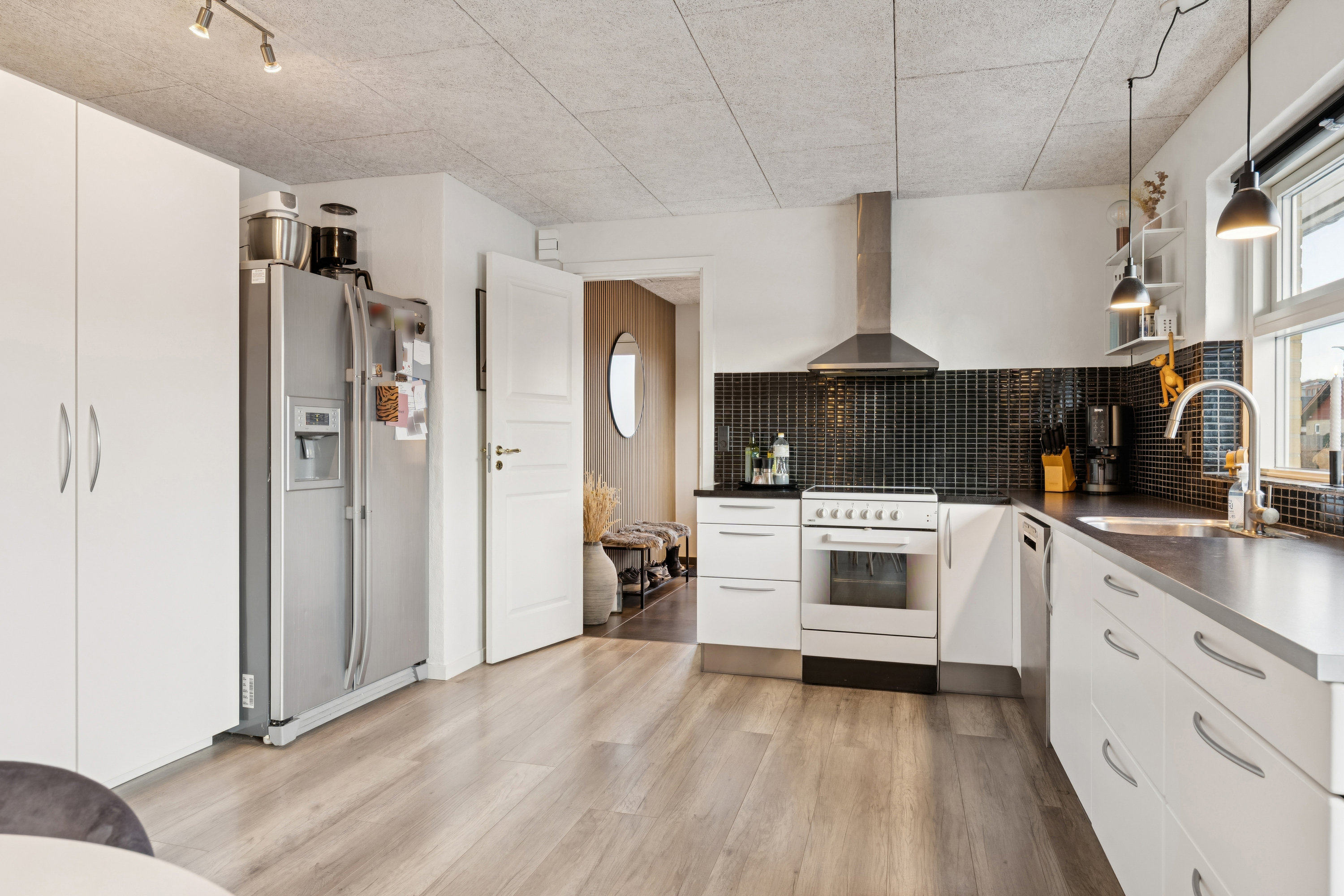 Fremhævet køkken billede i fuldskærmstilstand. Billede af Aakjærsvej 8, 8723 Løsning