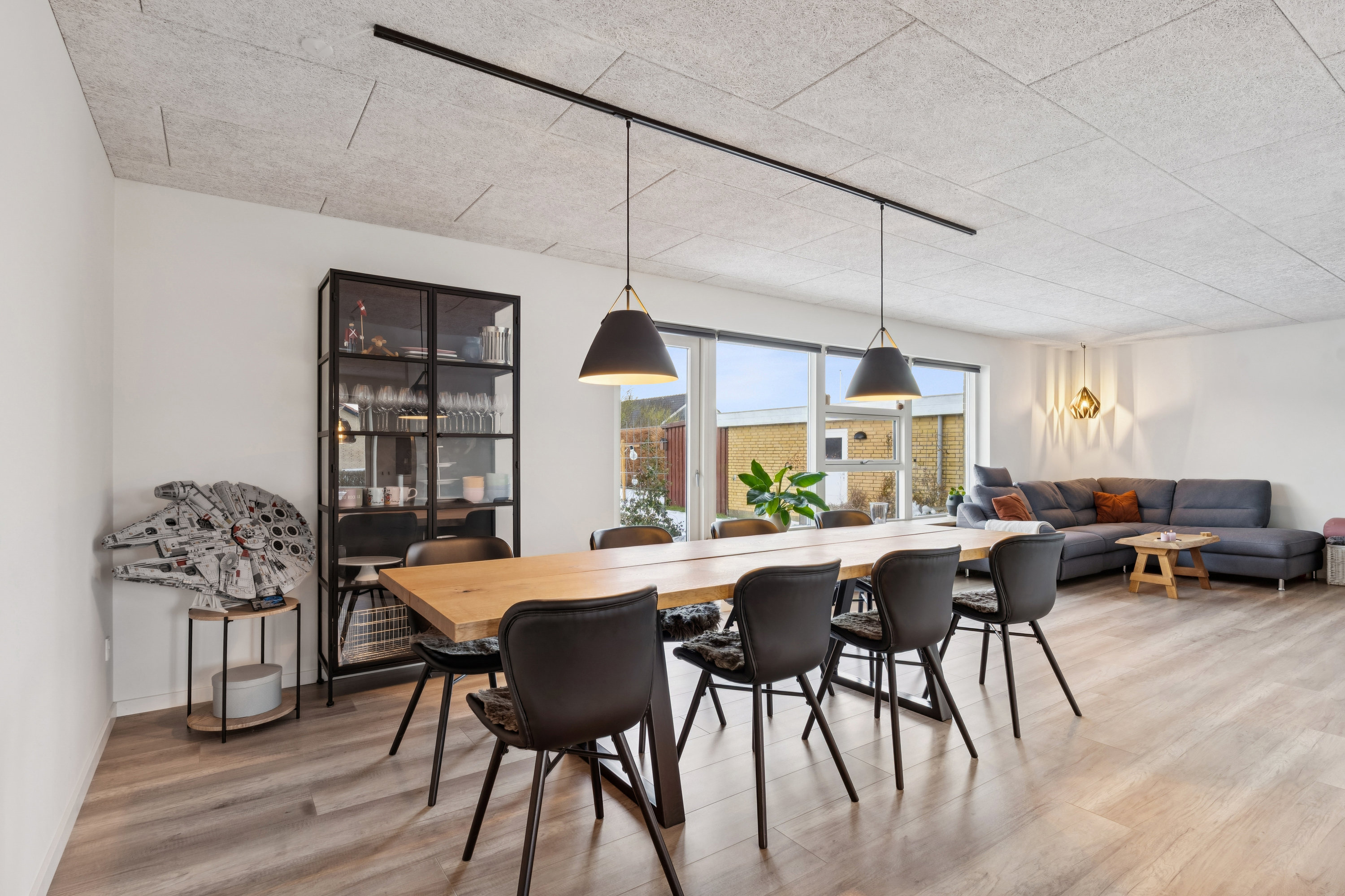 Fremhævet spisestue billede i fuldskærmstilstand. Billede af Aakjærsvej 8, 8723 Løsning