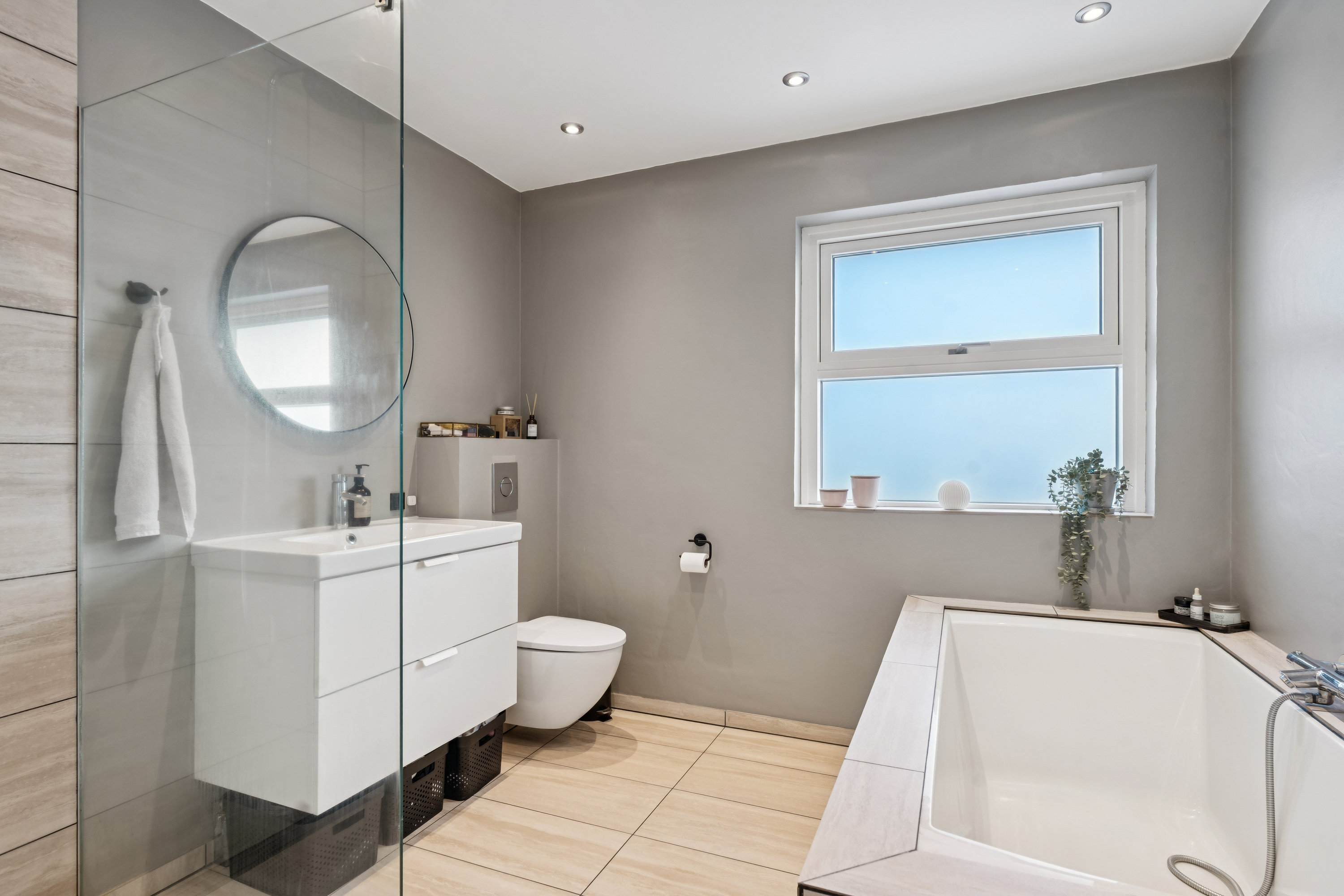 Fremhævet badeværelse billede i fuldskærmstilstand. Billede af Aakjærsvej 8, 8723 Løsning