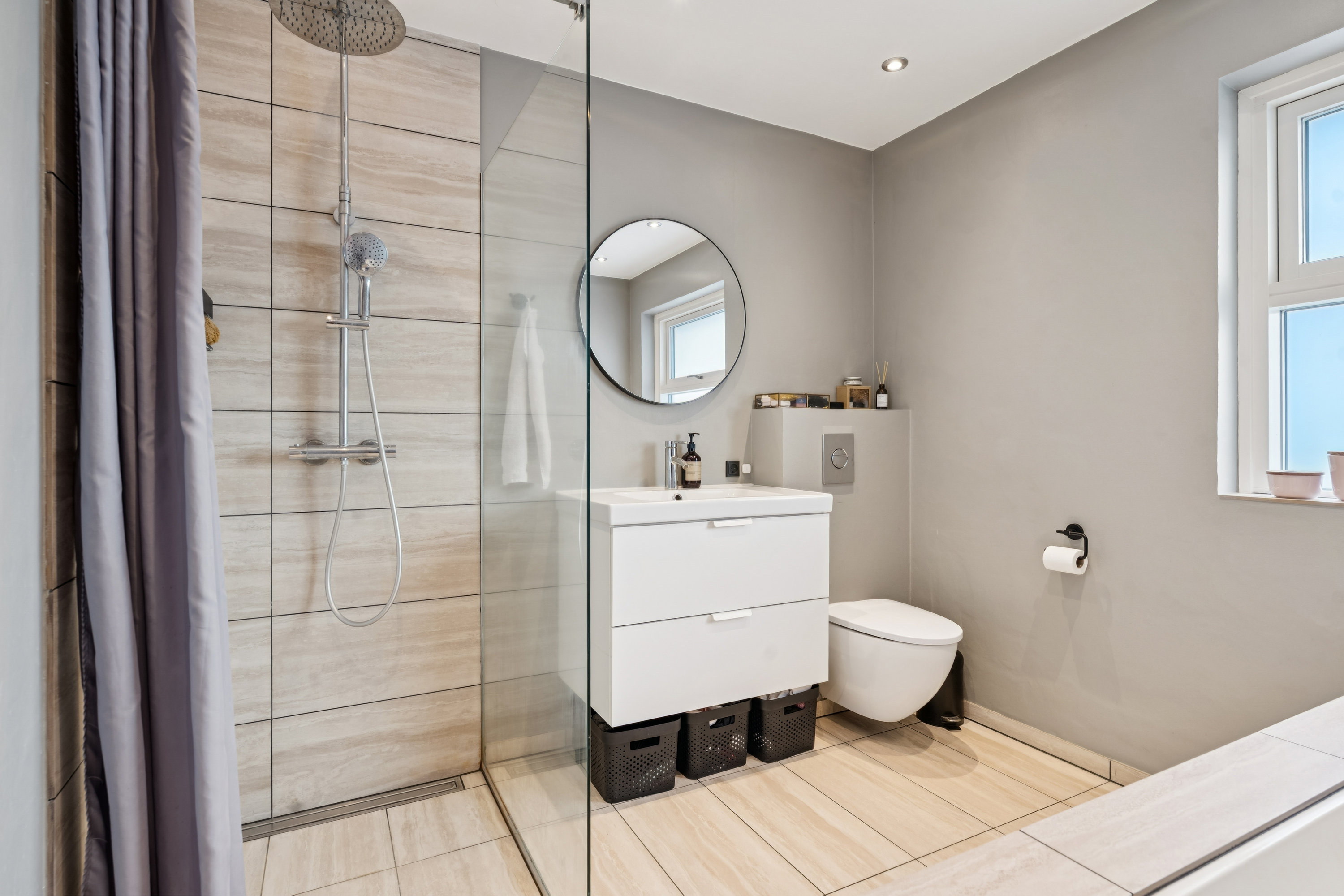 Fremhævet badeværelse billede i fuldskærmstilstand. Billede af Aakjærsvej 8, 8723 Løsning