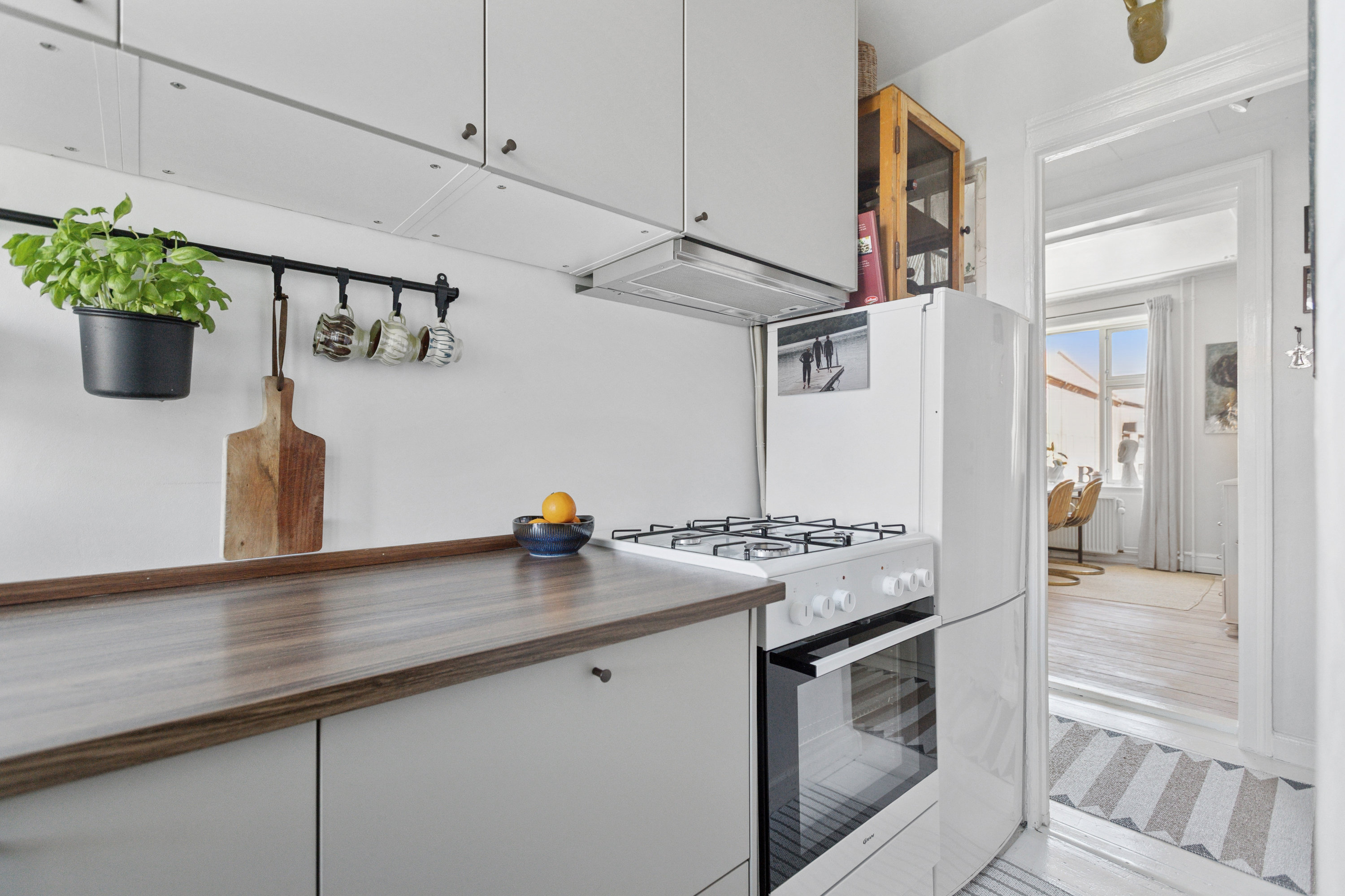 Fremhævet  billede i fuldskærmstilstand. Billede af Tycho Brahes Allé 13, 3. th., 2300 København S