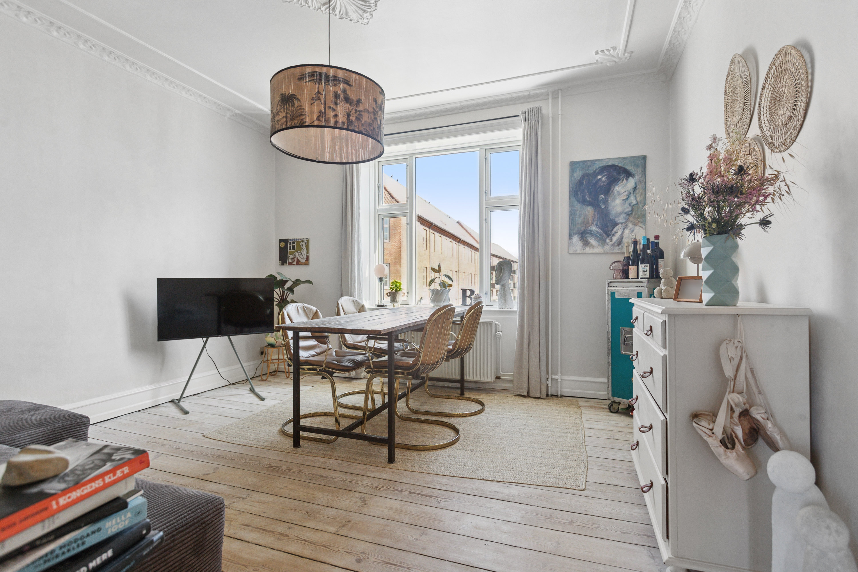 Fremhævet  billede i fuldskærmstilstand. Billede af Tycho Brahes Allé 13, 3. th., 2300 København S