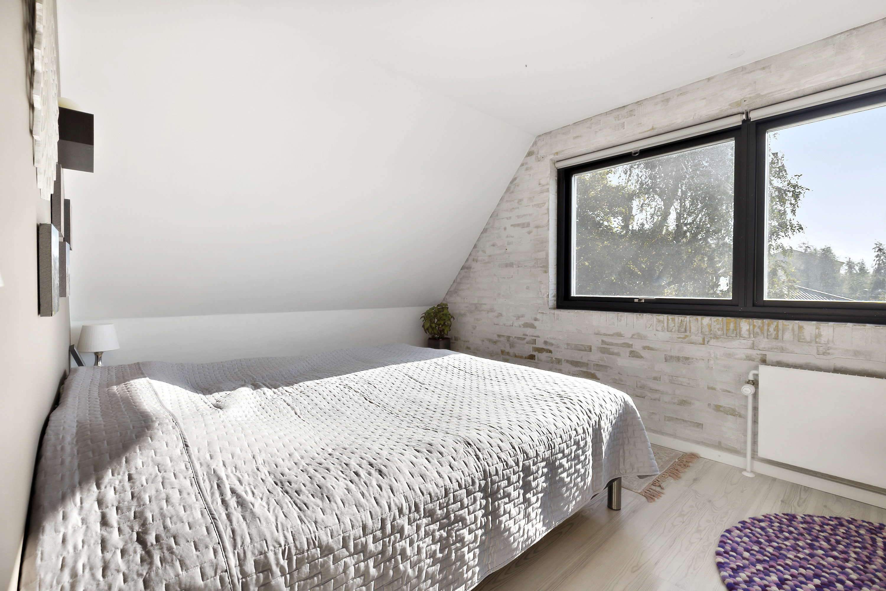 Fremhævet  billede i fuldskærmstilstand. Billede af Tulstrupvej 2B, 3400 Hillerød