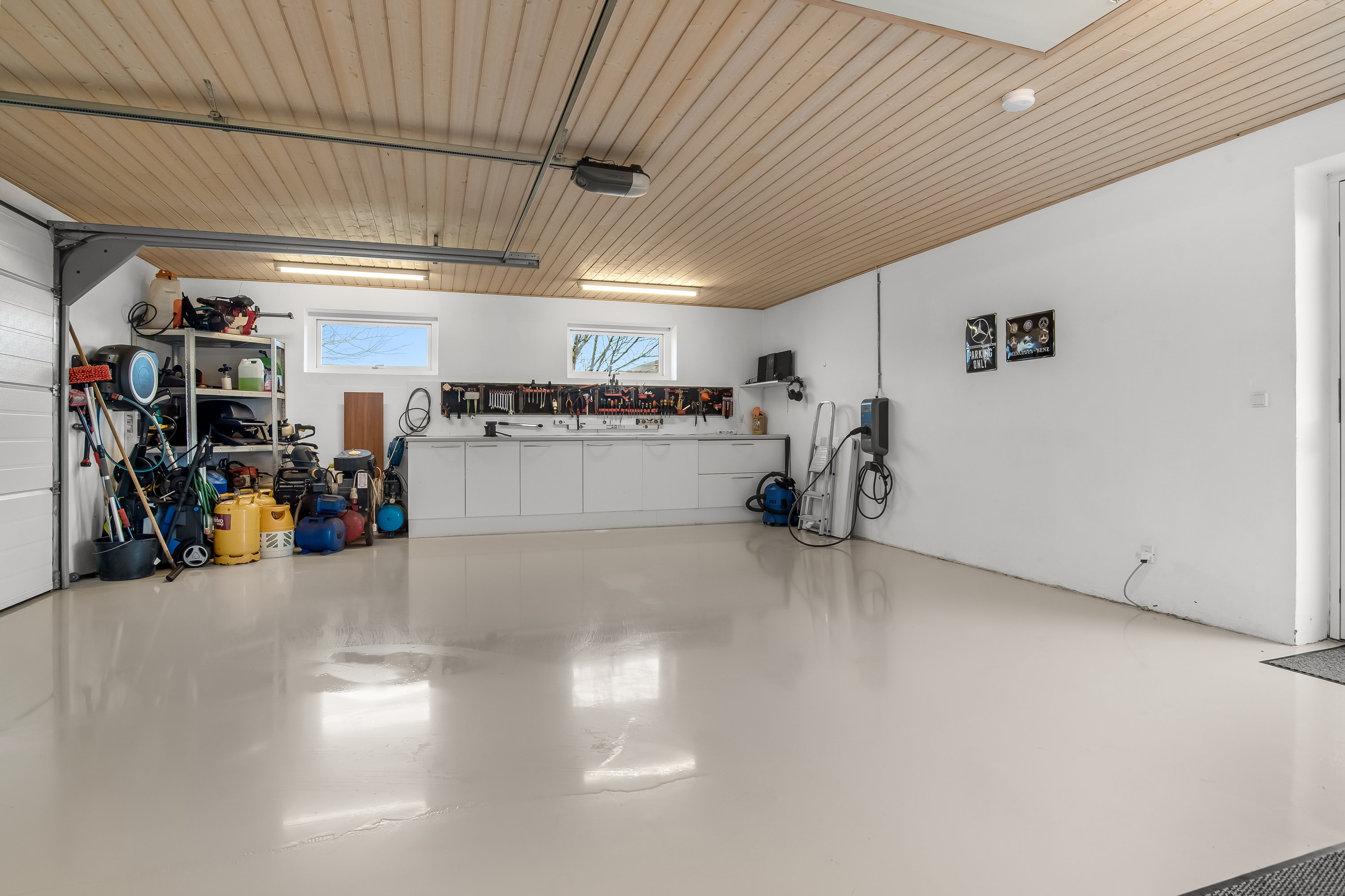 Fremhævet garage billede i fuldskærmstilstand. Billede af Viborgvej 91, Mejrup, 7500 Holstebro