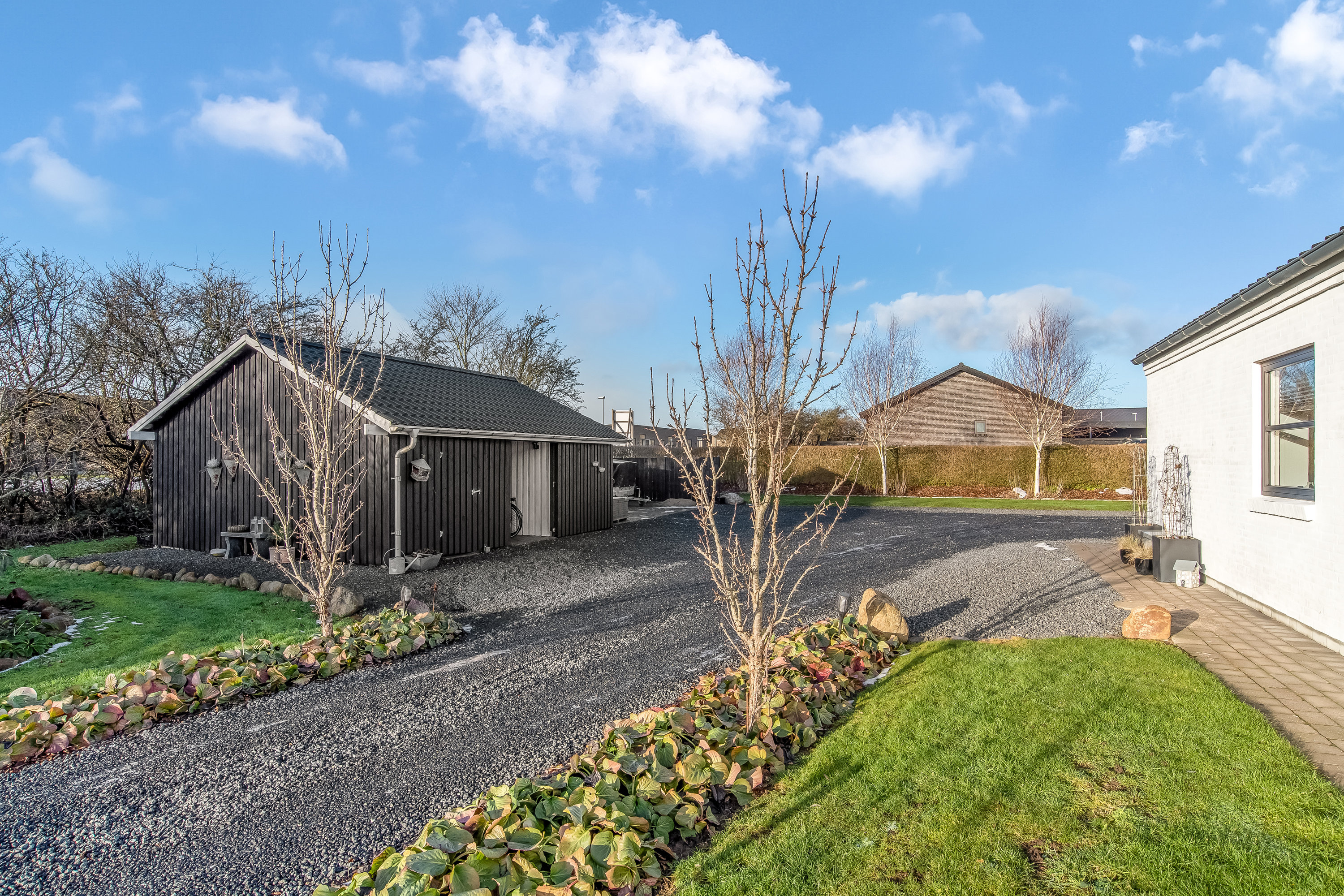 Fremhævet gårdsplads billede i fuldskærmstilstand. Billede af Viborgvej 91, Mejrup, 7500 Holstebro